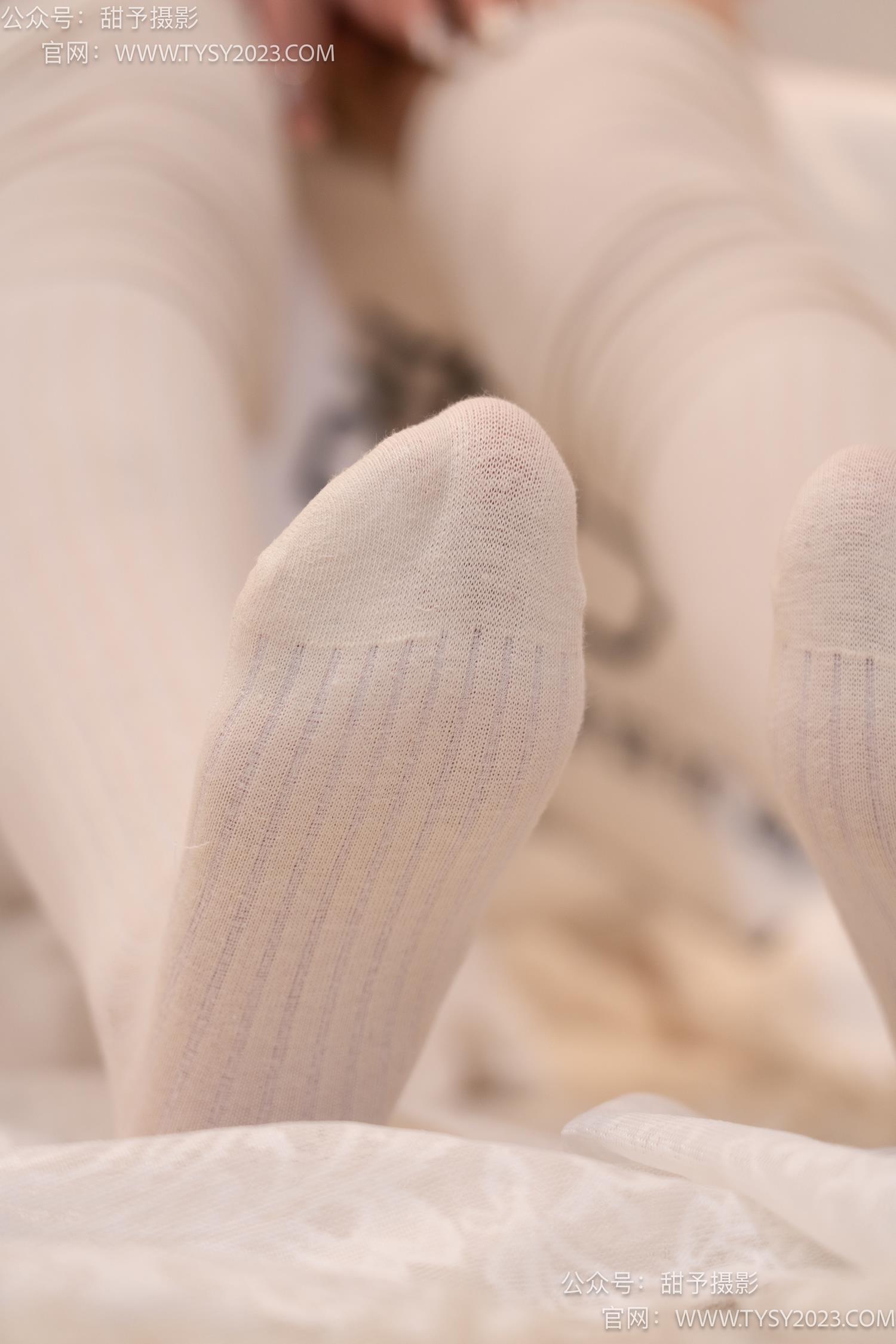 图片[65]-甜予摄影 NO.058 小熊-板鞋、过膝白棉袜、过膝薄白丝[128P] – 速更版-美库