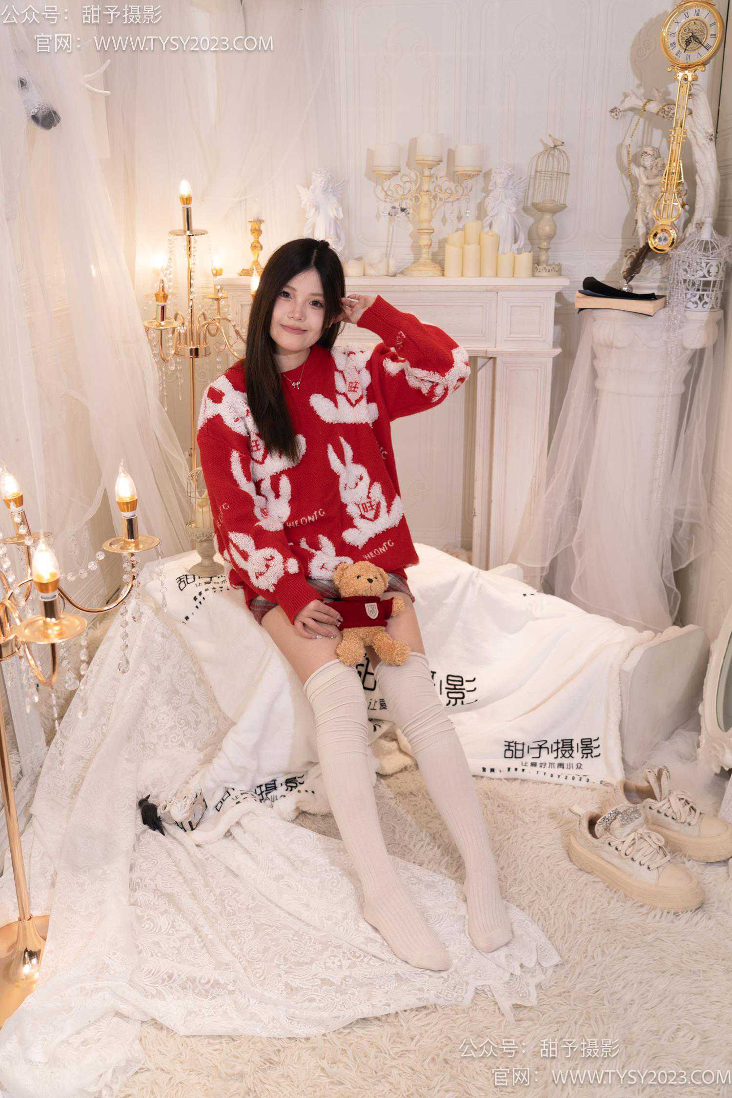 图片[76]-甜予摄影 NO.058 小熊-板鞋、过膝白棉袜、过膝薄白丝[128P] – 速更版-美库