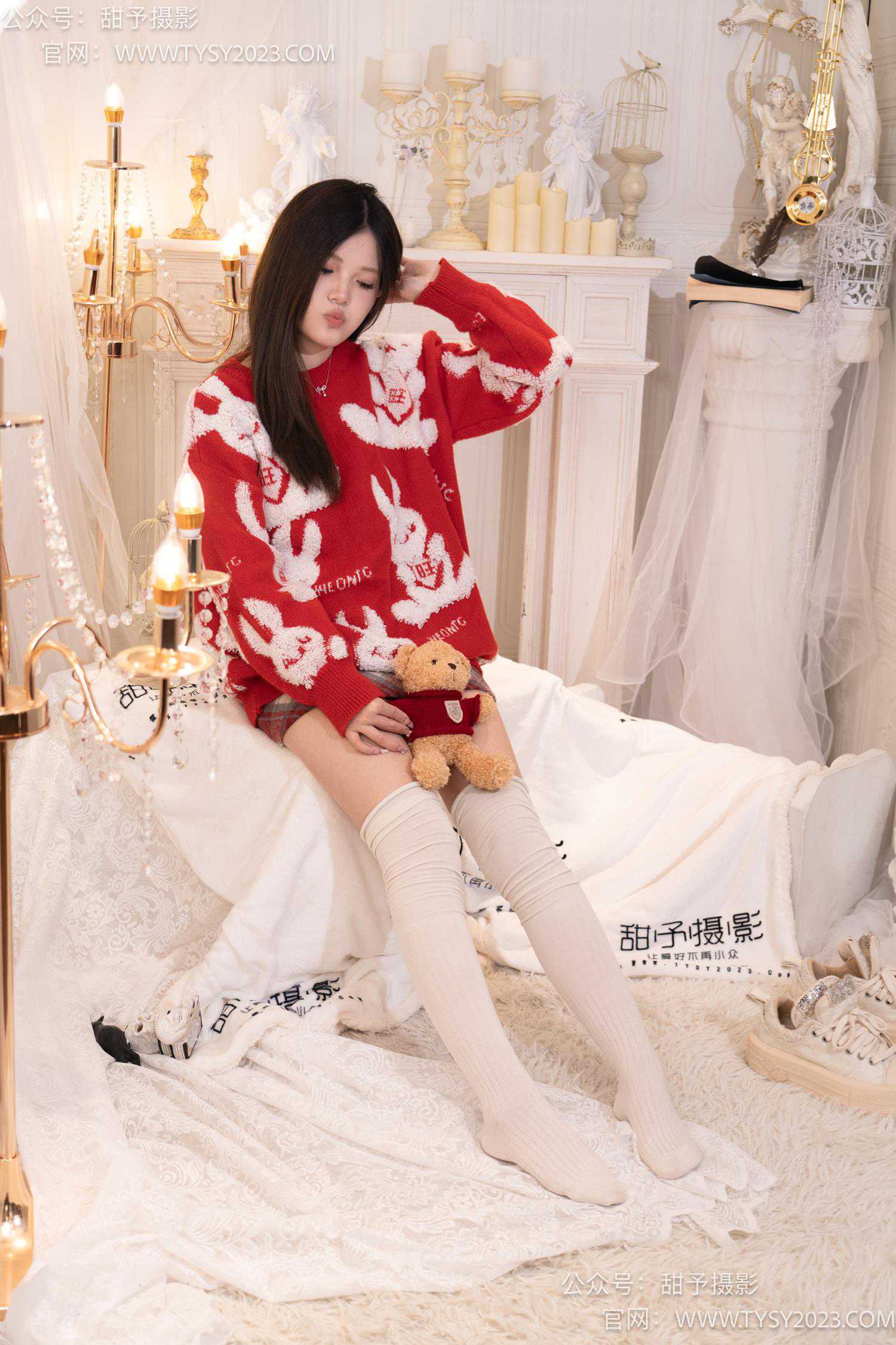 图片[77]-甜予摄影 NO.058 小熊-板鞋、过膝白棉袜、过膝薄白丝[128P] – 速更版-美库