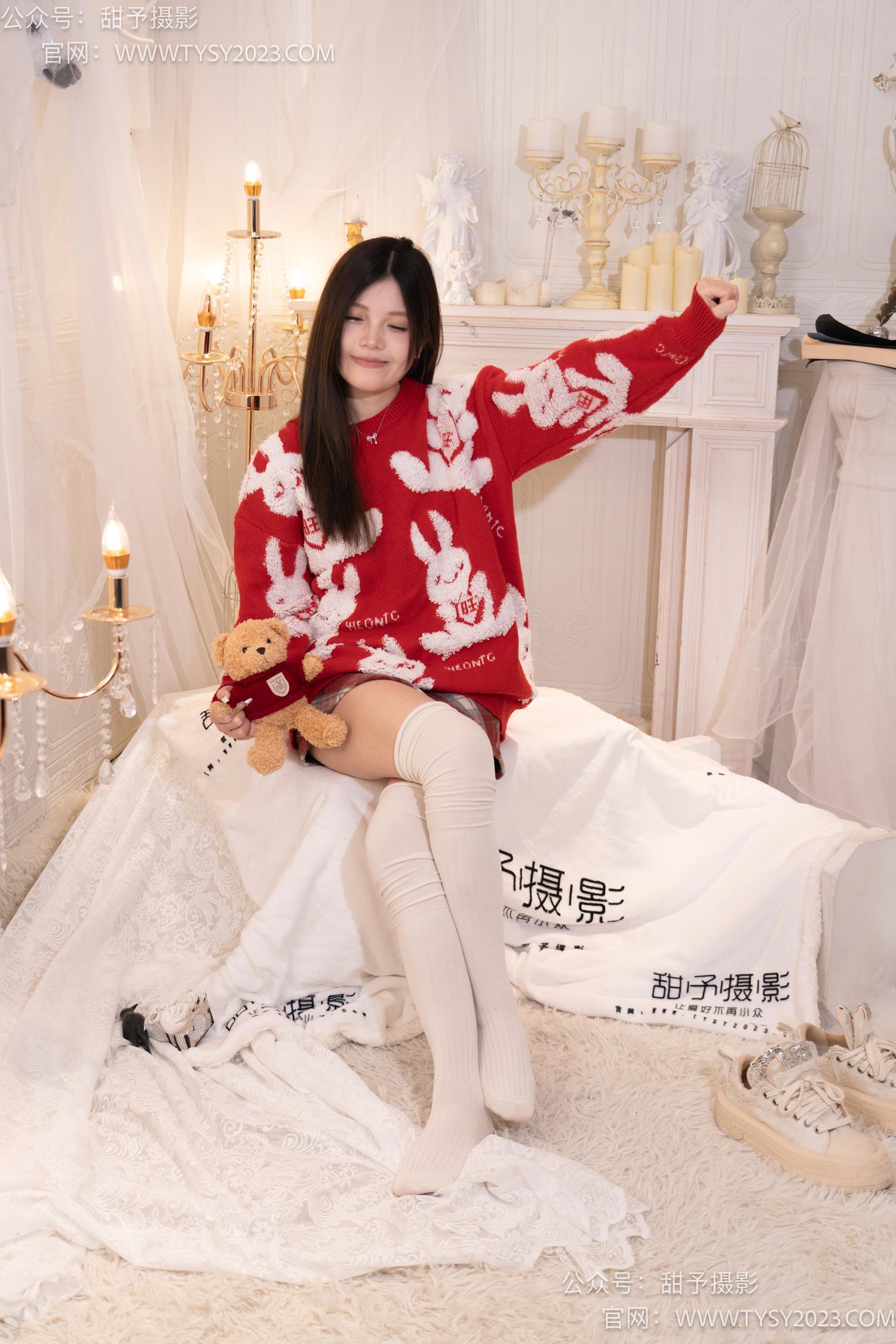 图片[80]-甜予摄影 NO.058 小熊-板鞋、过膝白棉袜、过膝薄白丝[128P] – 速更版-美库