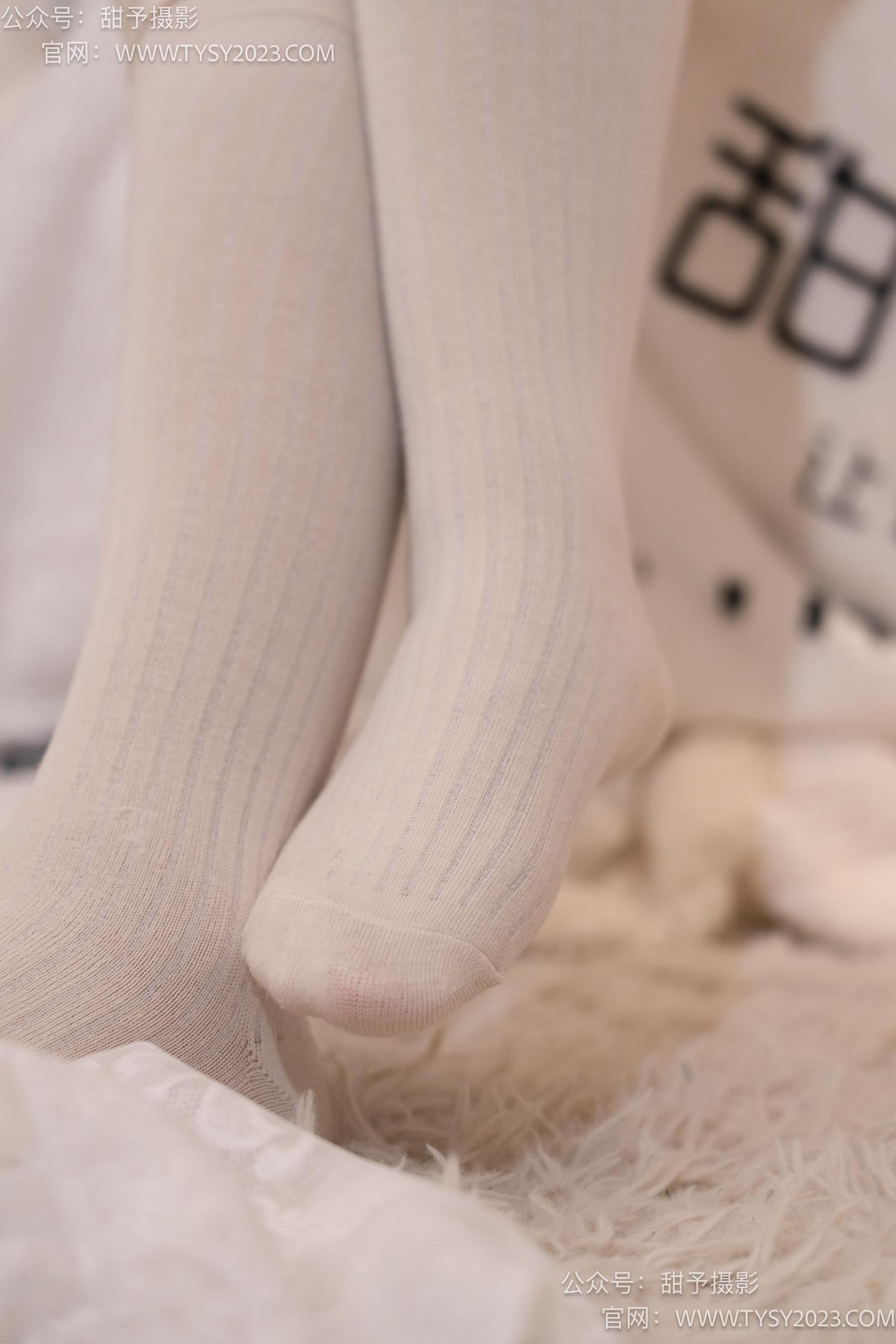 图片[82]-甜予摄影 NO.058 小熊-板鞋、过膝白棉袜、过膝薄白丝[128P] – 速更版-美库
