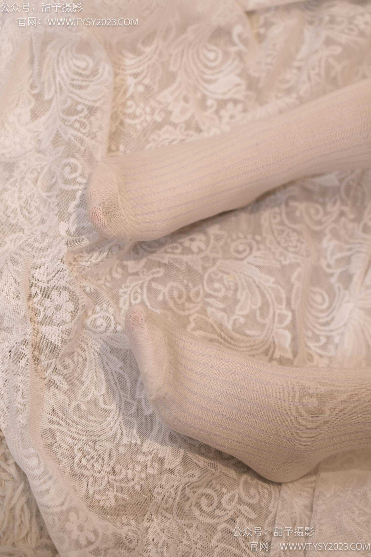 图片[85]-甜予摄影 NO.058 小熊-板鞋、过膝白棉袜、过膝薄白丝[128P] – 速更版-美库