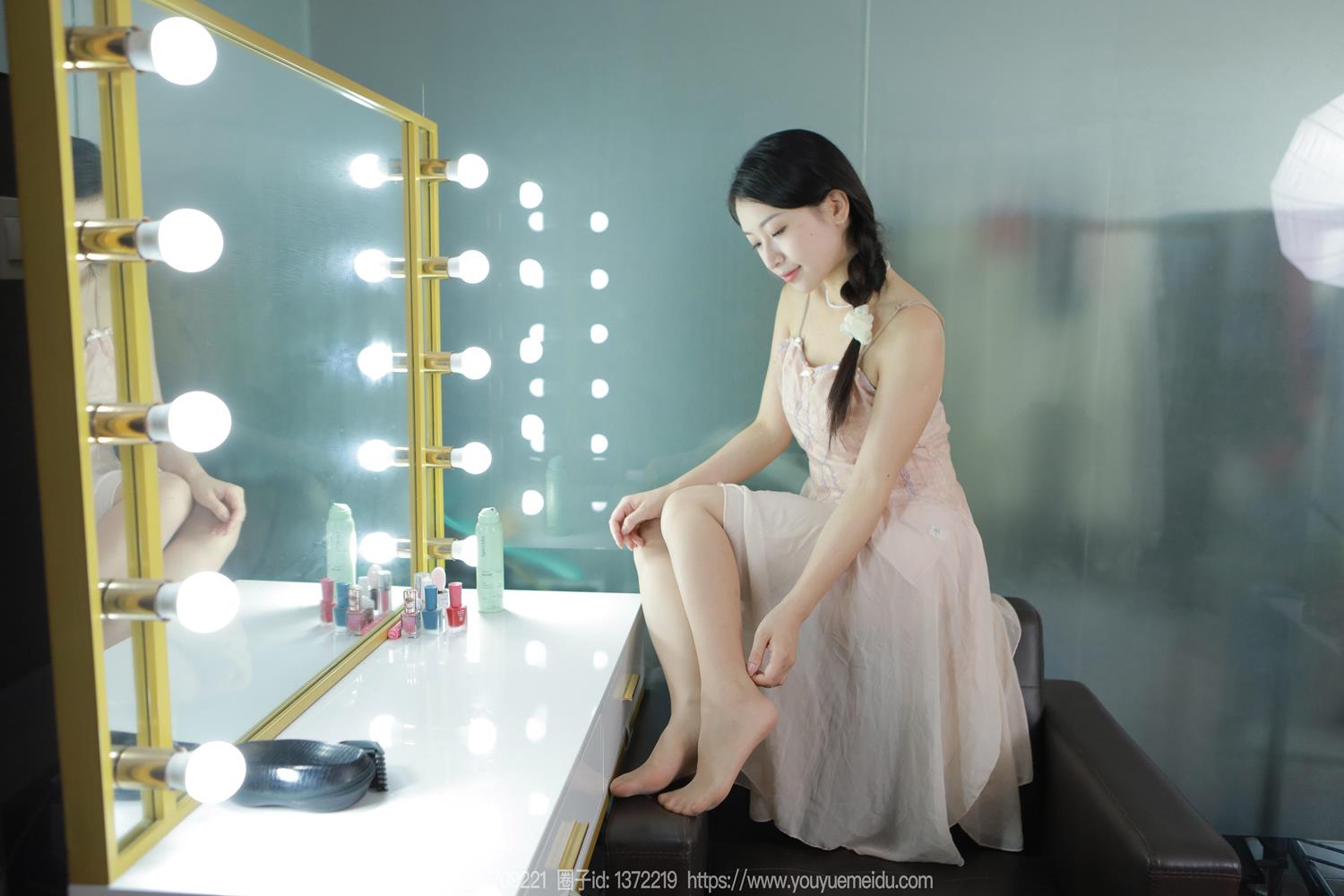 图片[34]-[IESS异思趣向] 2024.08.05 丝享家1812：小婕《藕粉吊带裙》[88P] – 速更版-美库