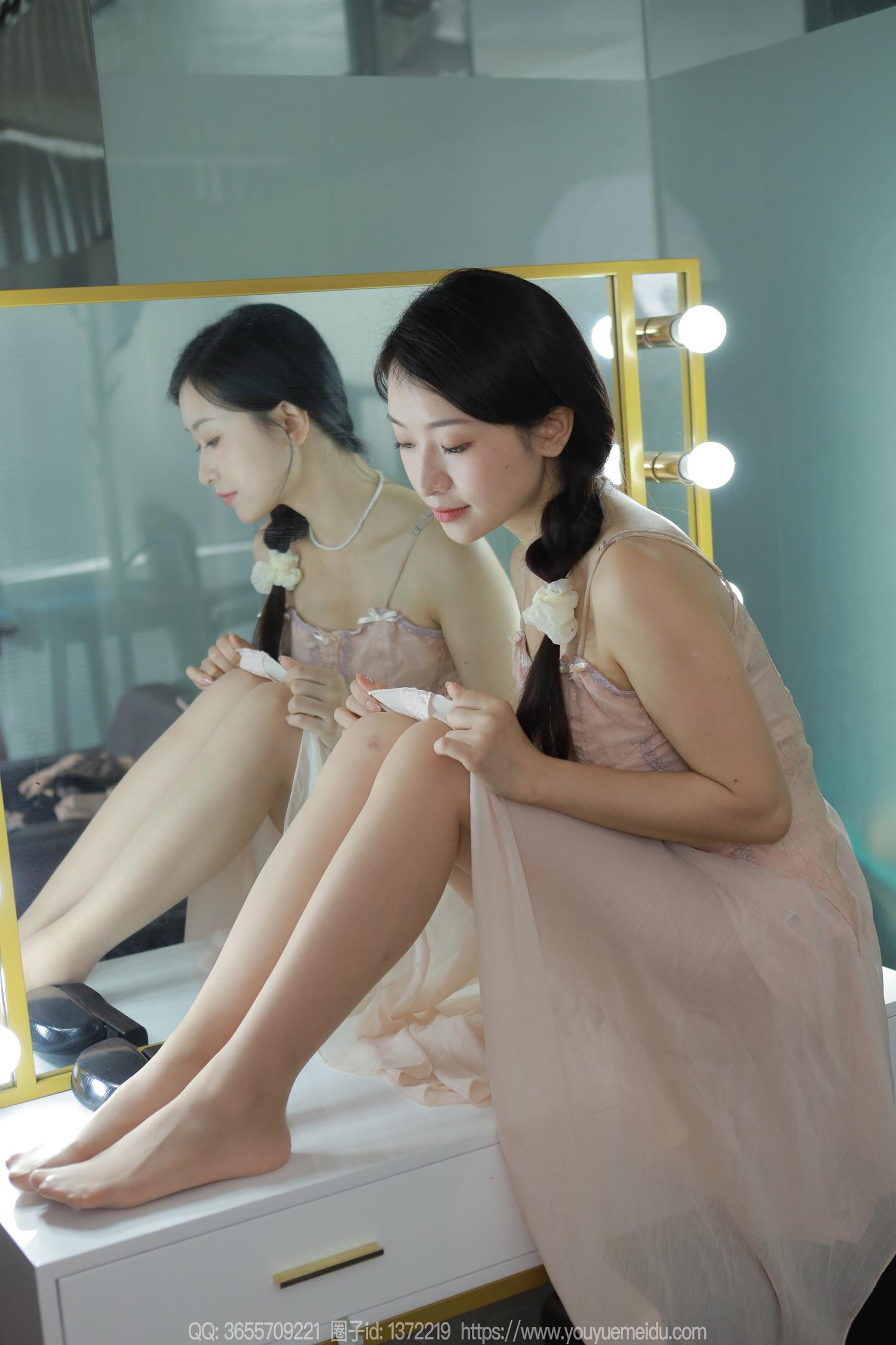 图片[51]-[IESS异思趣向] 2024.08.05 丝享家1812：小婕《藕粉吊带裙》[88P] – 速更版-美库