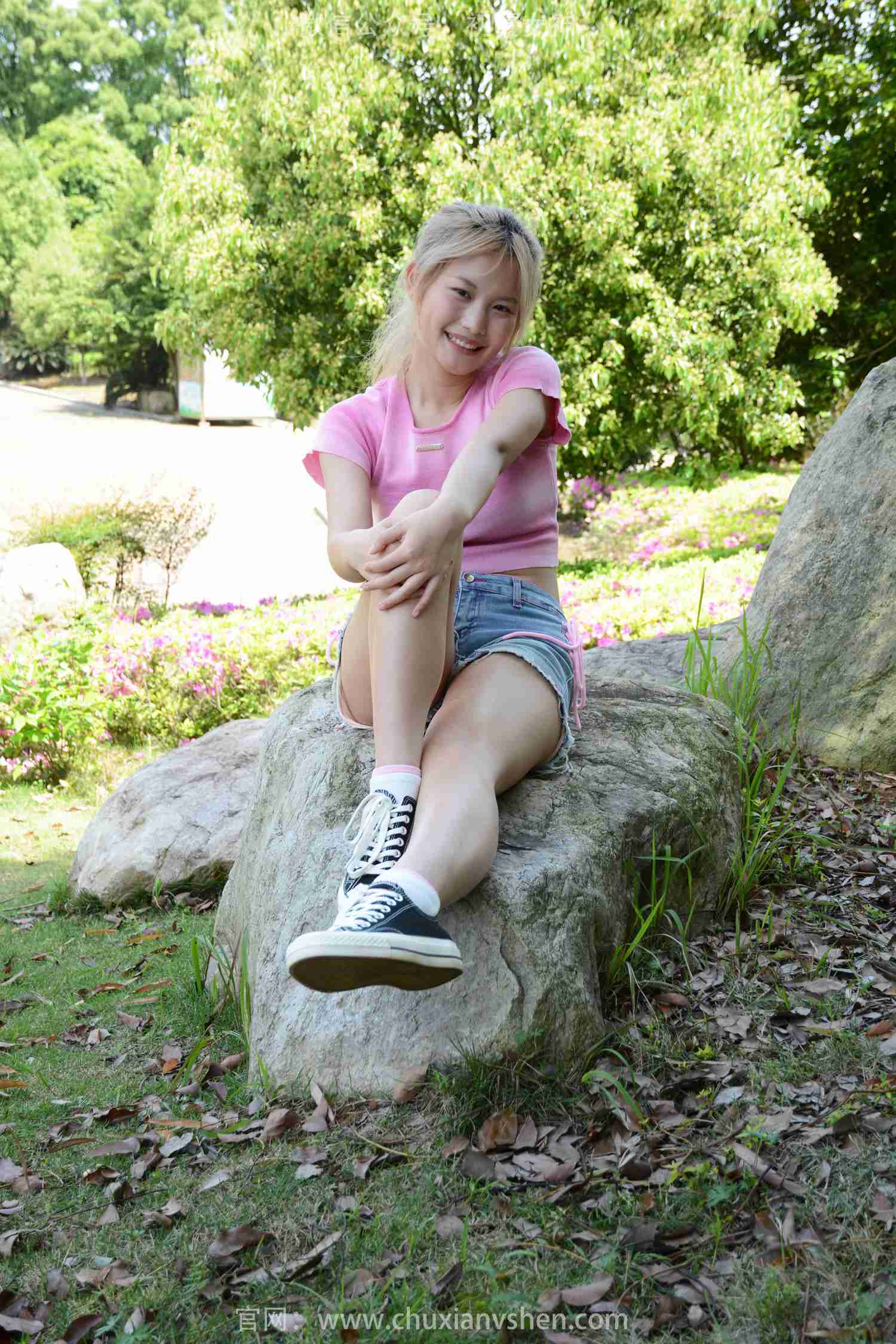 图片[13]-初夏女神 NO.205 幺幺 金毛狮王[130P] – 速更版-美库