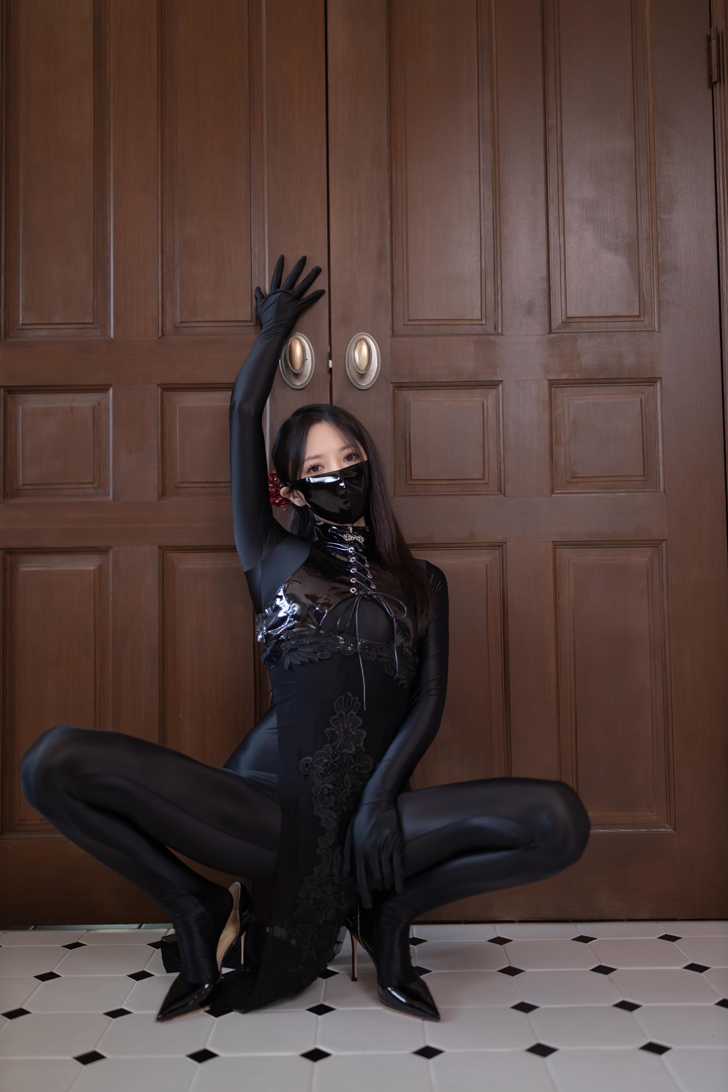 图片[16]-秀人名模鱼子酱Fish《彼岸花》写真[37P] – 速更版-美库