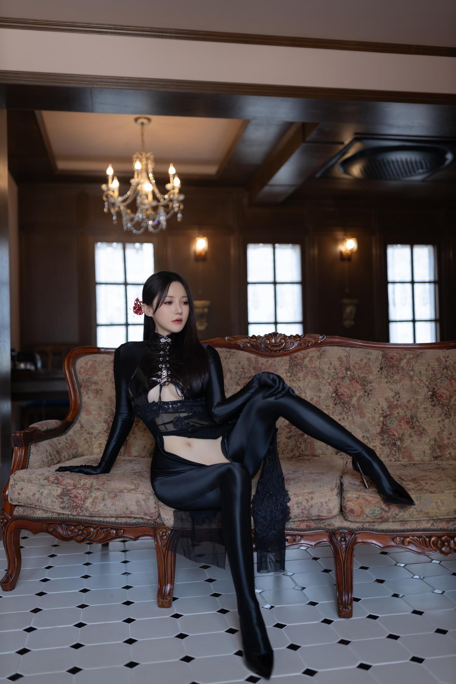 图片[34]-秀人名模鱼子酱Fish《彼岸花》写真[37P] – 速更版-美库