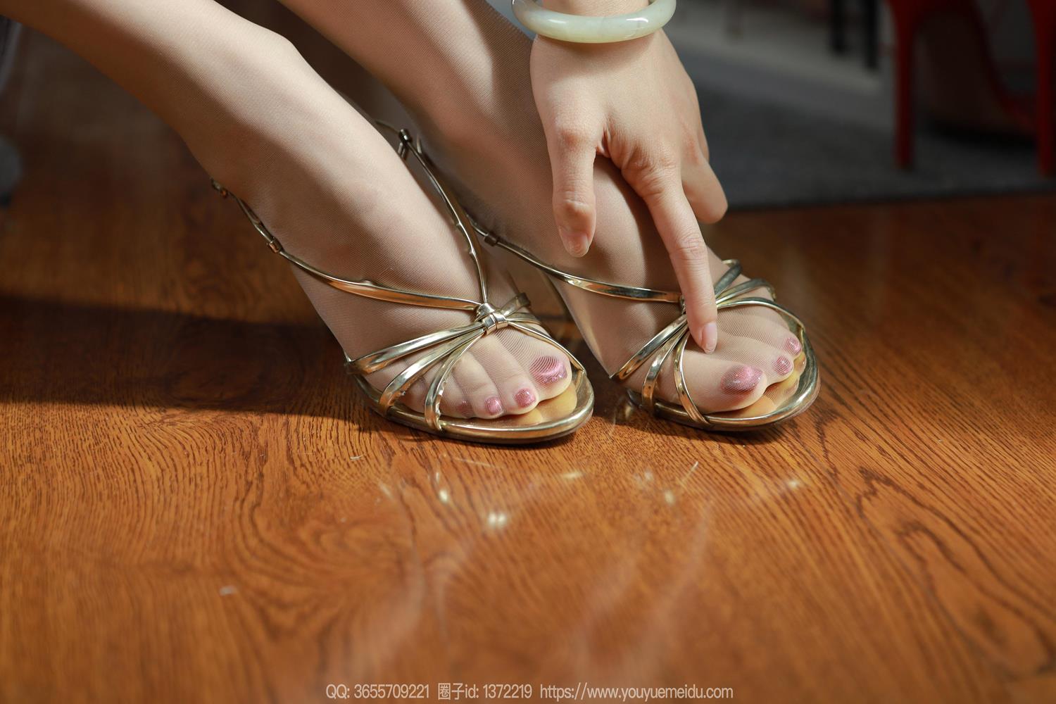 图片[93]-[IESS异思趣向] 2024.08.07 丝享家1814：婉萍《吊带波点》[96P] – 速更版-美库