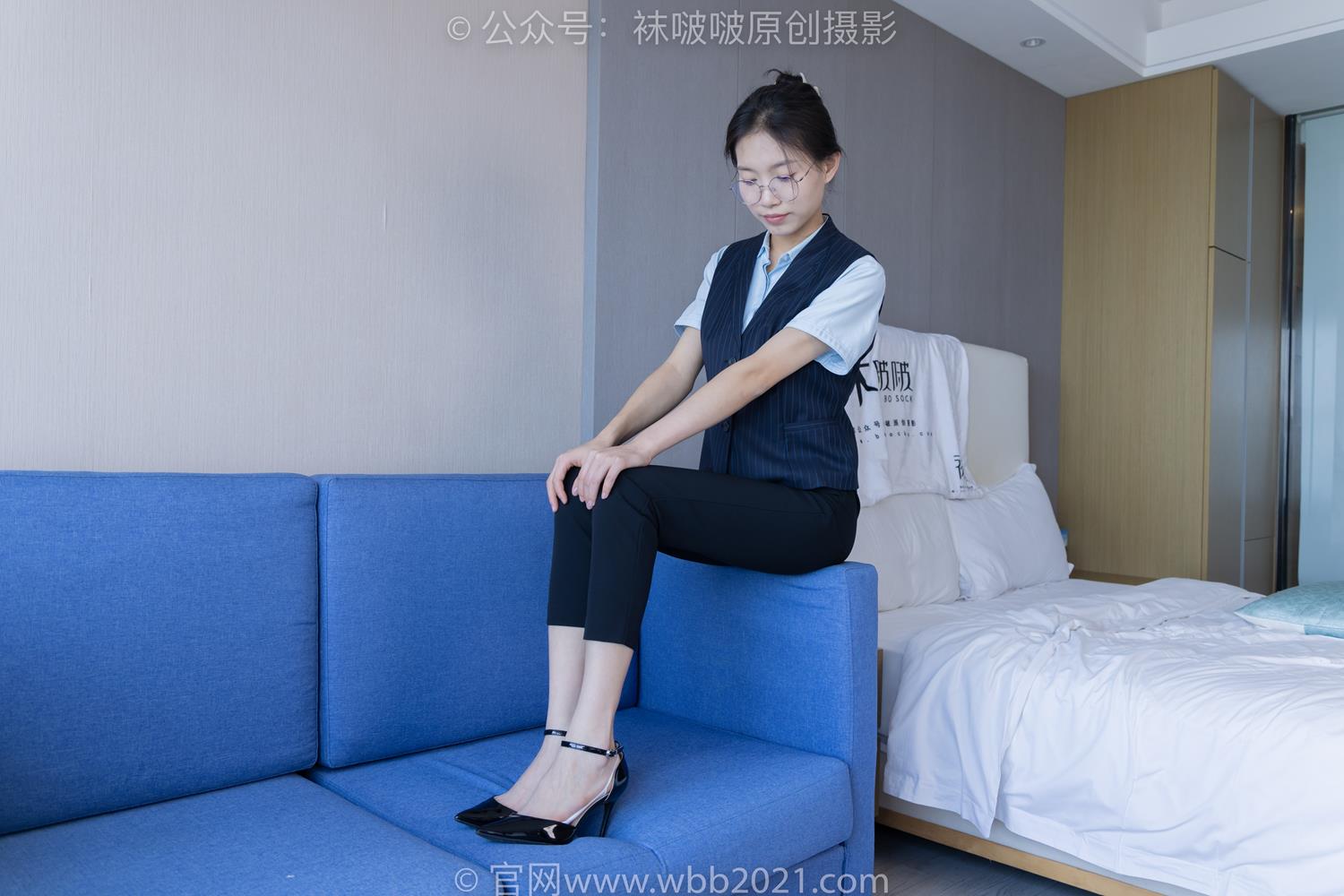 图片[24]-[BoBoSocks袜啵啵]NO.413 芝士-高跟鞋、白色吊带船袜、银行制服[145P] – 速更版-美库