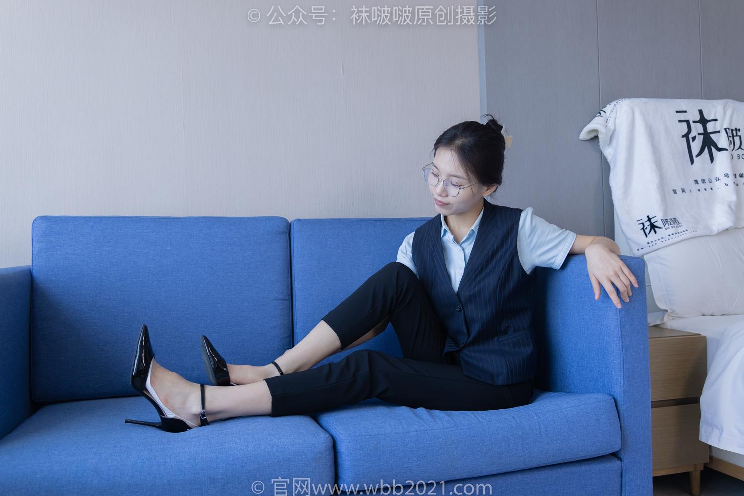 图片[36]-[BoBoSocks袜啵啵]NO.413 芝士-高跟鞋、白色吊带船袜、银行制服[145P] – 速更版-美库