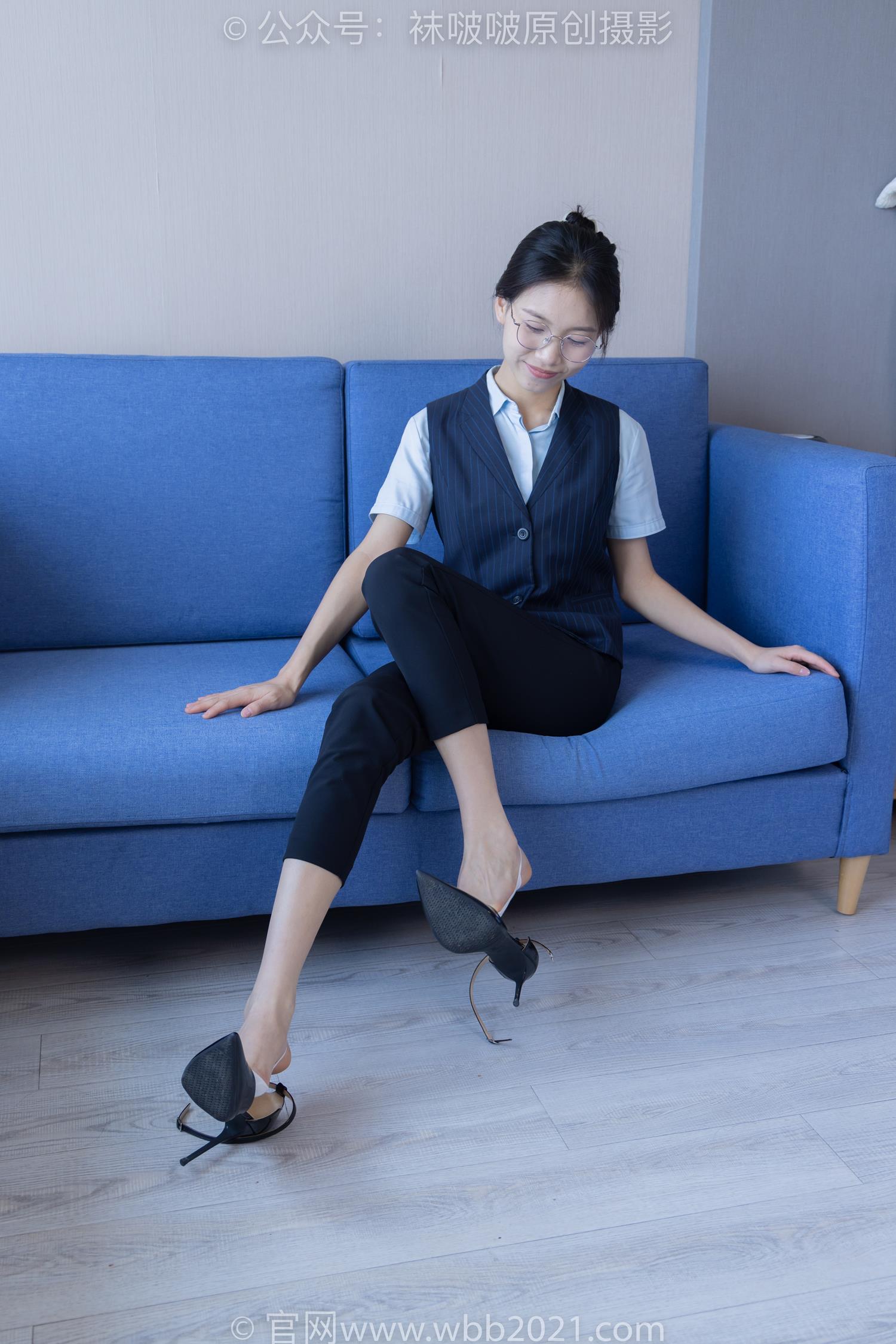 图片[43]-[BoBoSocks袜啵啵]NO.413 芝士-高跟鞋、白色吊带船袜、银行制服[145P] – 速更版-美库