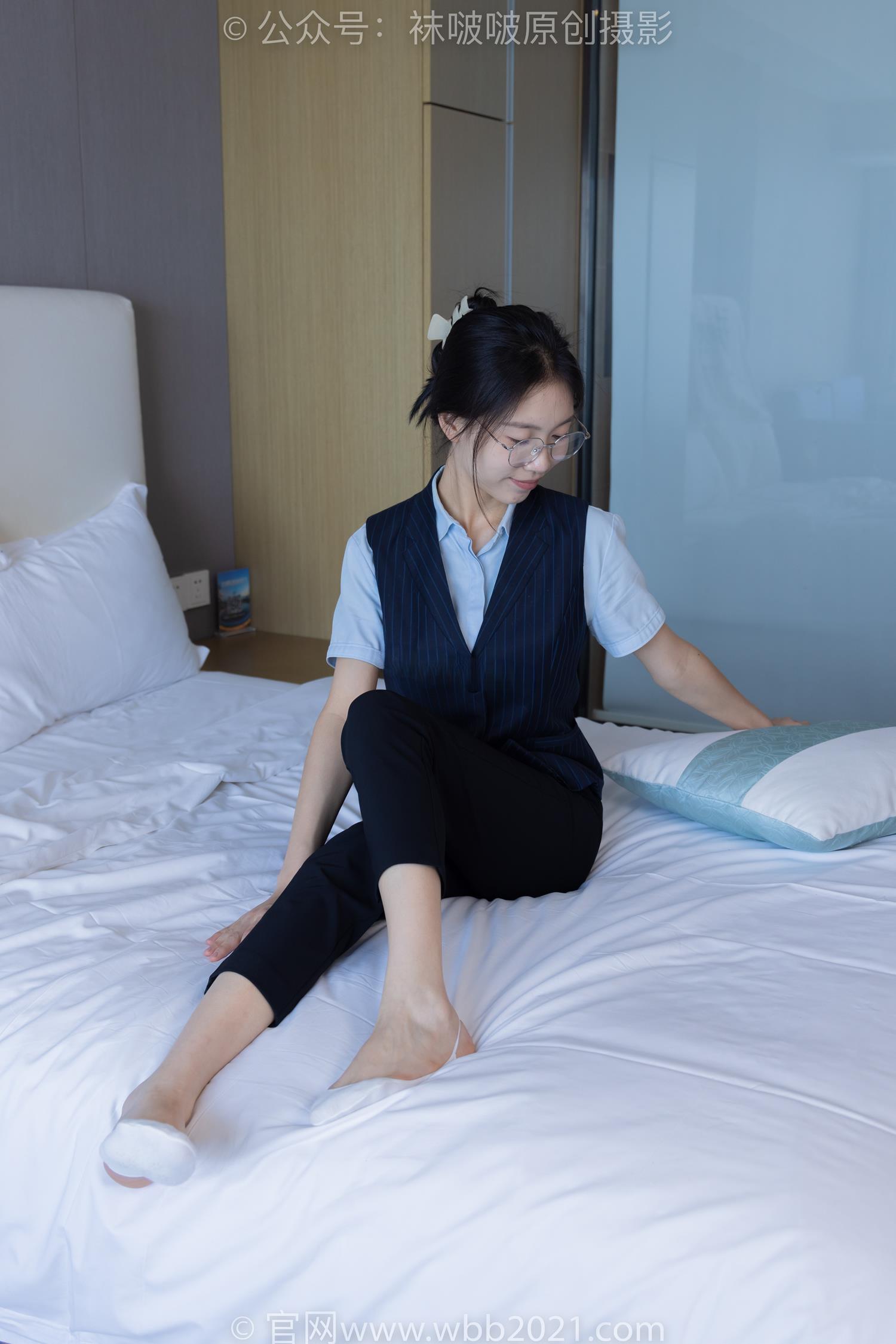 图片[109]-[BoBoSocks袜啵啵]NO.413 芝士-高跟鞋、白色吊带船袜、银行制服[145P] – 速更版-美库