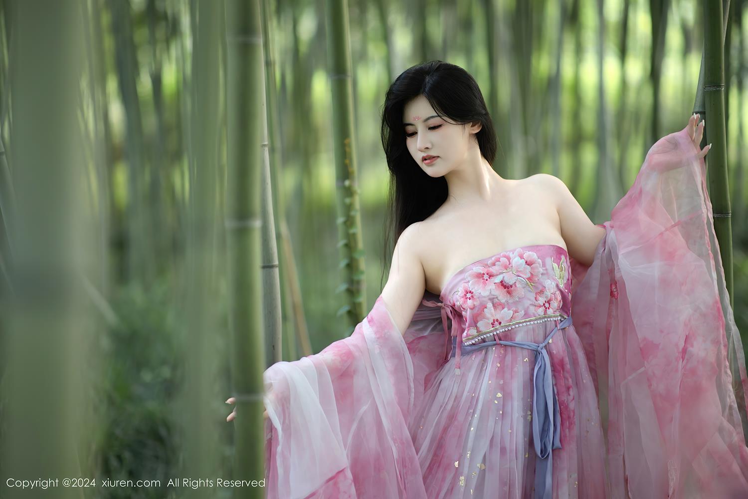 图片[28]-[Xiuren秀人网]2024.09.02 NO.9100 诗诗kiki 花花世界不必当真 [34+1P] – 速更版-美库