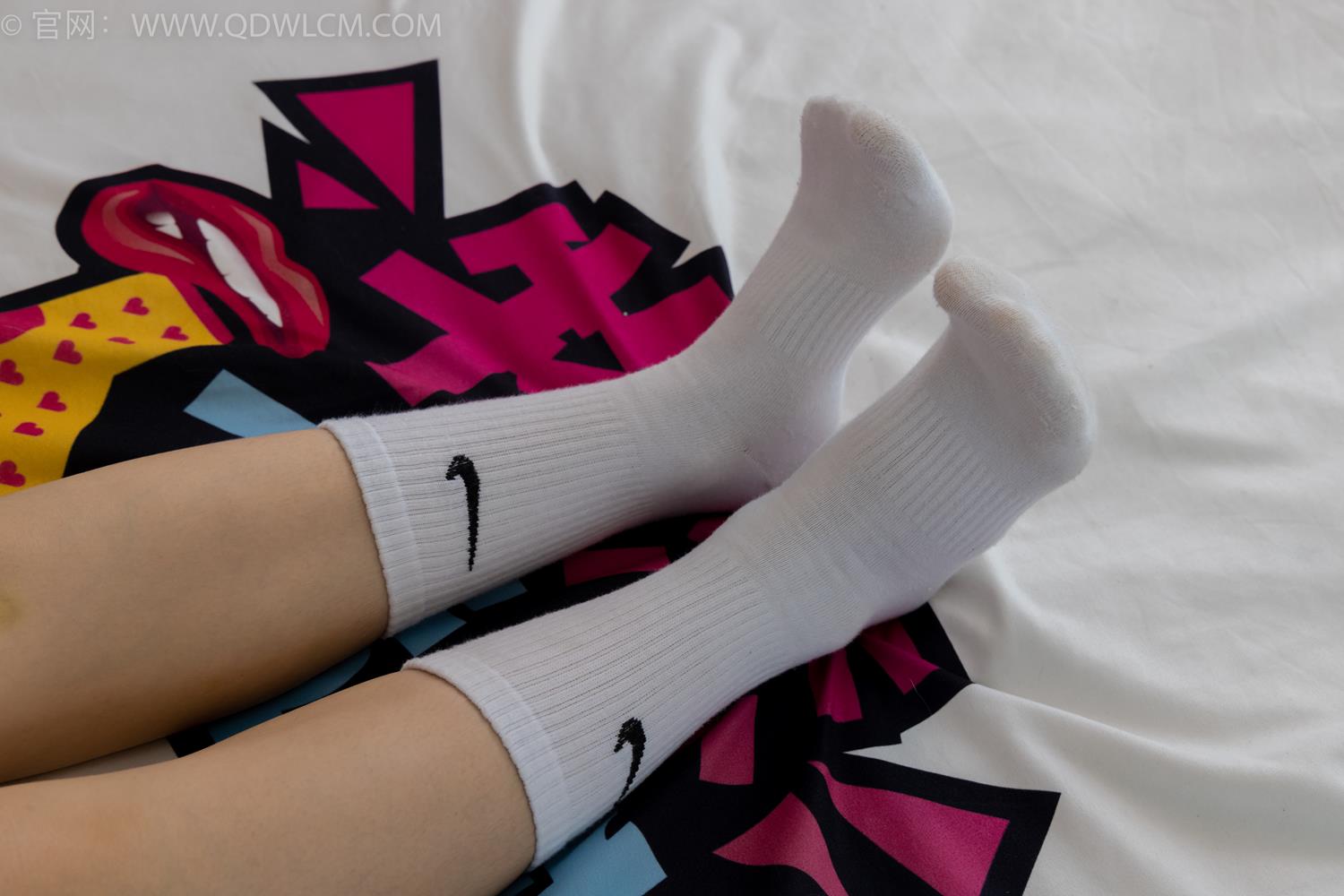 图片[92]-物恋传媒 NO.2050 菜菜-枫叶黄[150P] – 速更版-美库