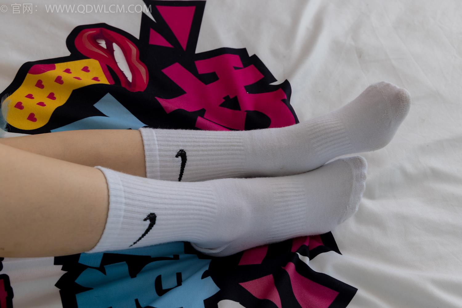 图片[94]-物恋传媒 NO.2050 菜菜-枫叶黄[150P] – 速更版-美库