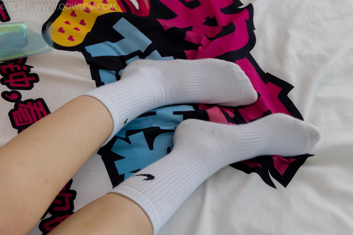 图片[97]-物恋传媒 NO.2050 菜菜-枫叶黄[150P] – 速更版-美库