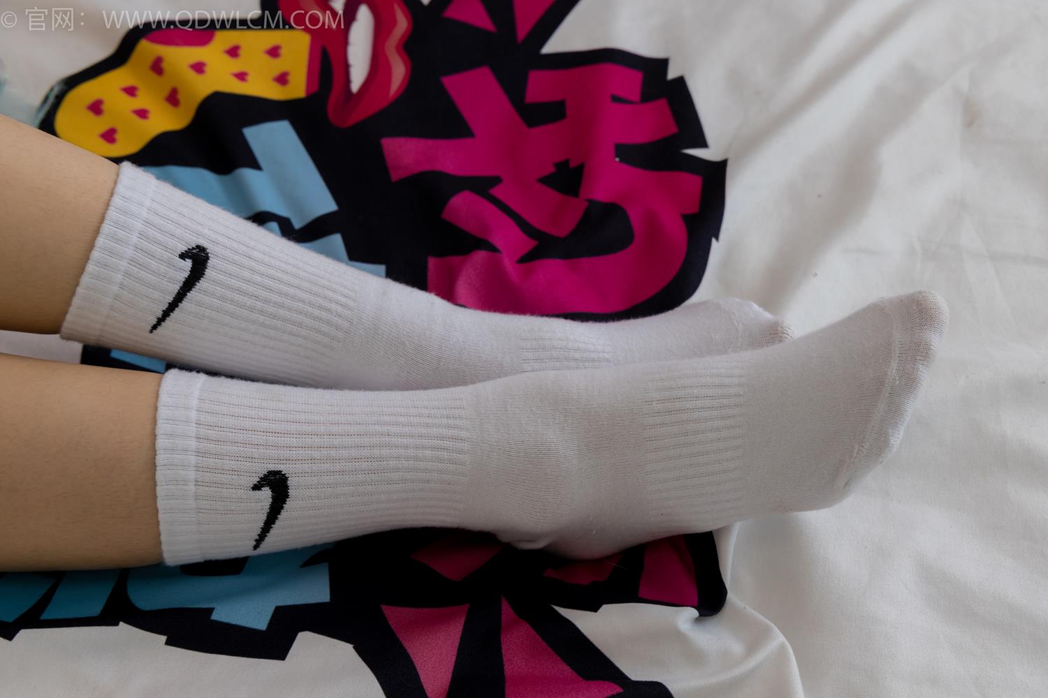 图片[99]-物恋传媒 NO.2050 菜菜-枫叶黄[150P] – 速更版-美库