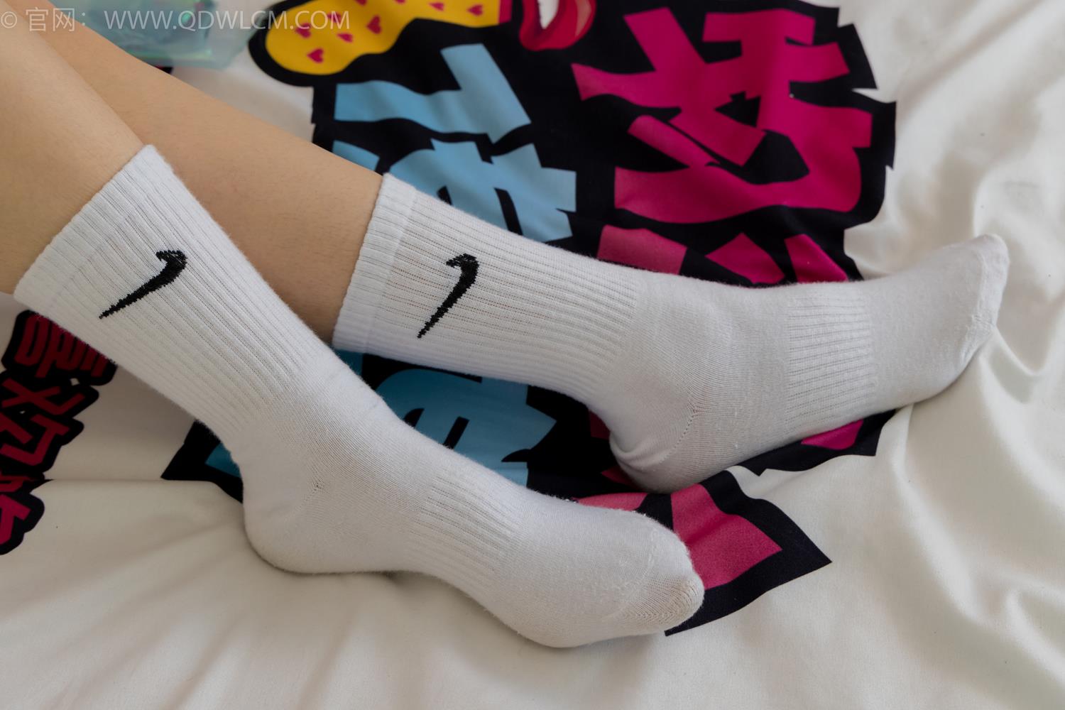 图片[100]-物恋传媒 NO.2050 菜菜-枫叶黄[150P] – 速更版-美库