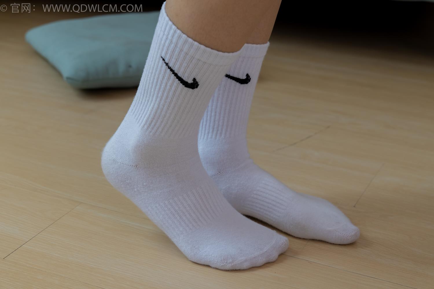 图片[116]-物恋传媒 NO.2050 菜菜-枫叶黄[150P] – 速更版-美库