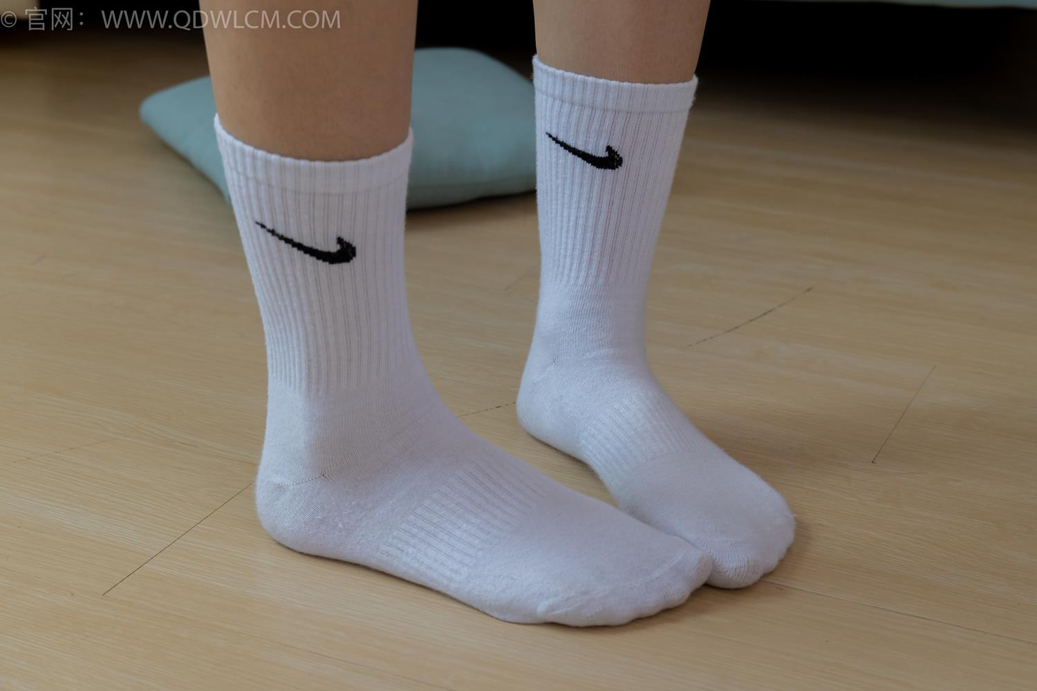 图片[117]-物恋传媒 NO.2050 菜菜-枫叶黄[150P] – 速更版-美库