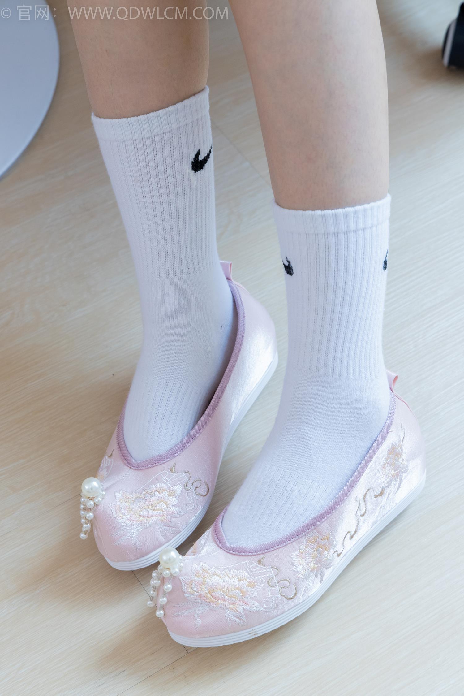 图片[138]-物恋传媒 NO.2050 菜菜-枫叶黄[150P] – 速更版-美库