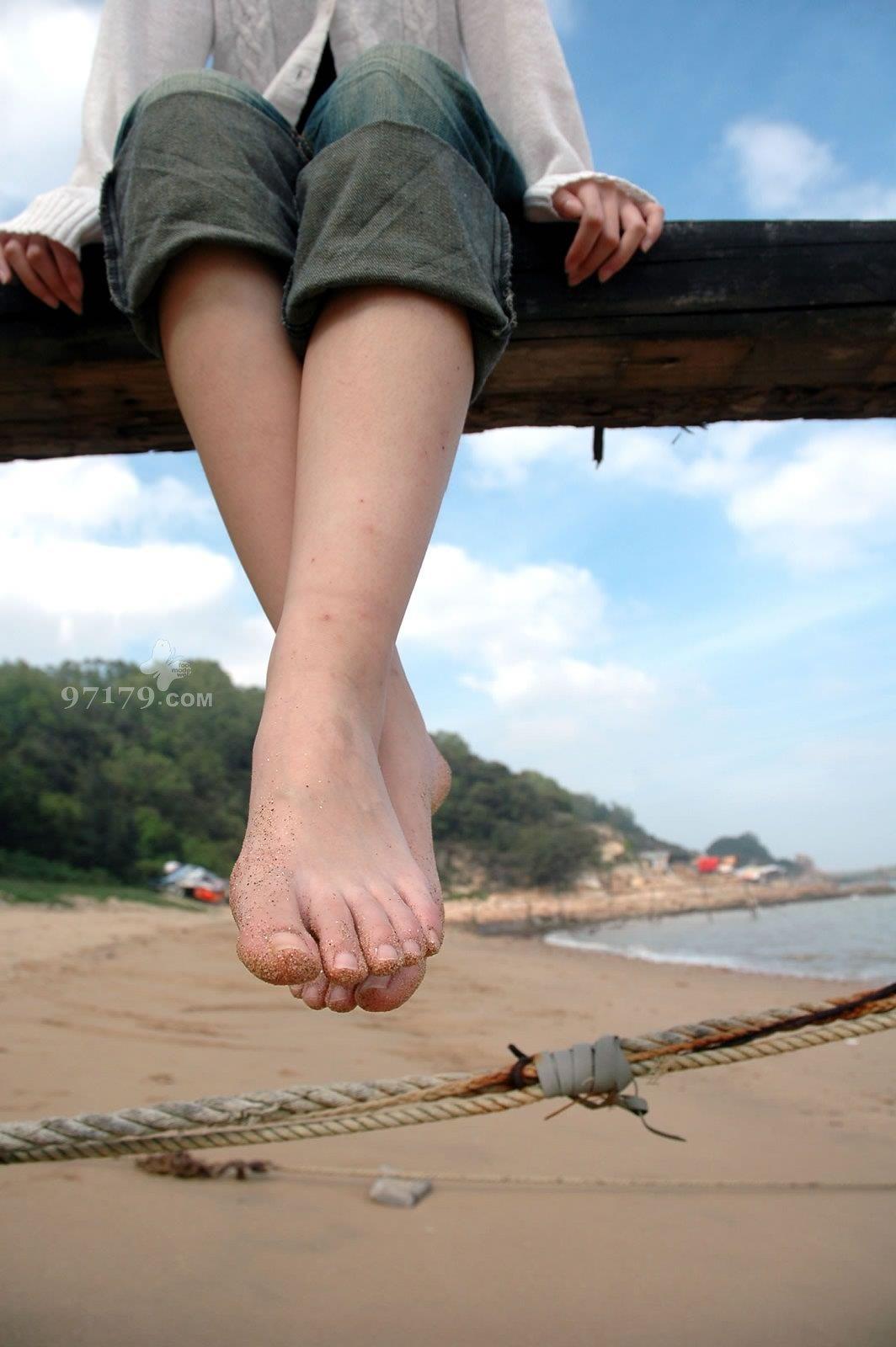 图片[42]-97179 NO.019-Skina 蓝天白云下SHOW美足 [55P] – 速更版-美库