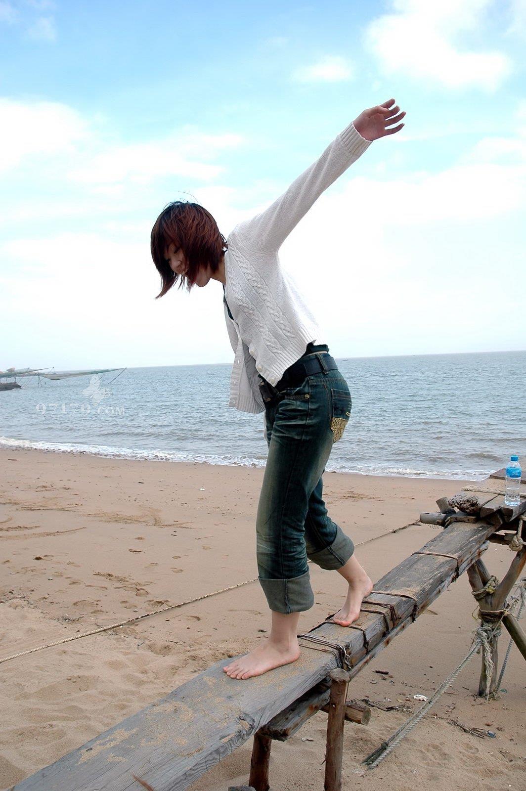 图片[55]-97179 NO.019-Skina 蓝天白云下SHOW美足 [55P] – 速更版-美库