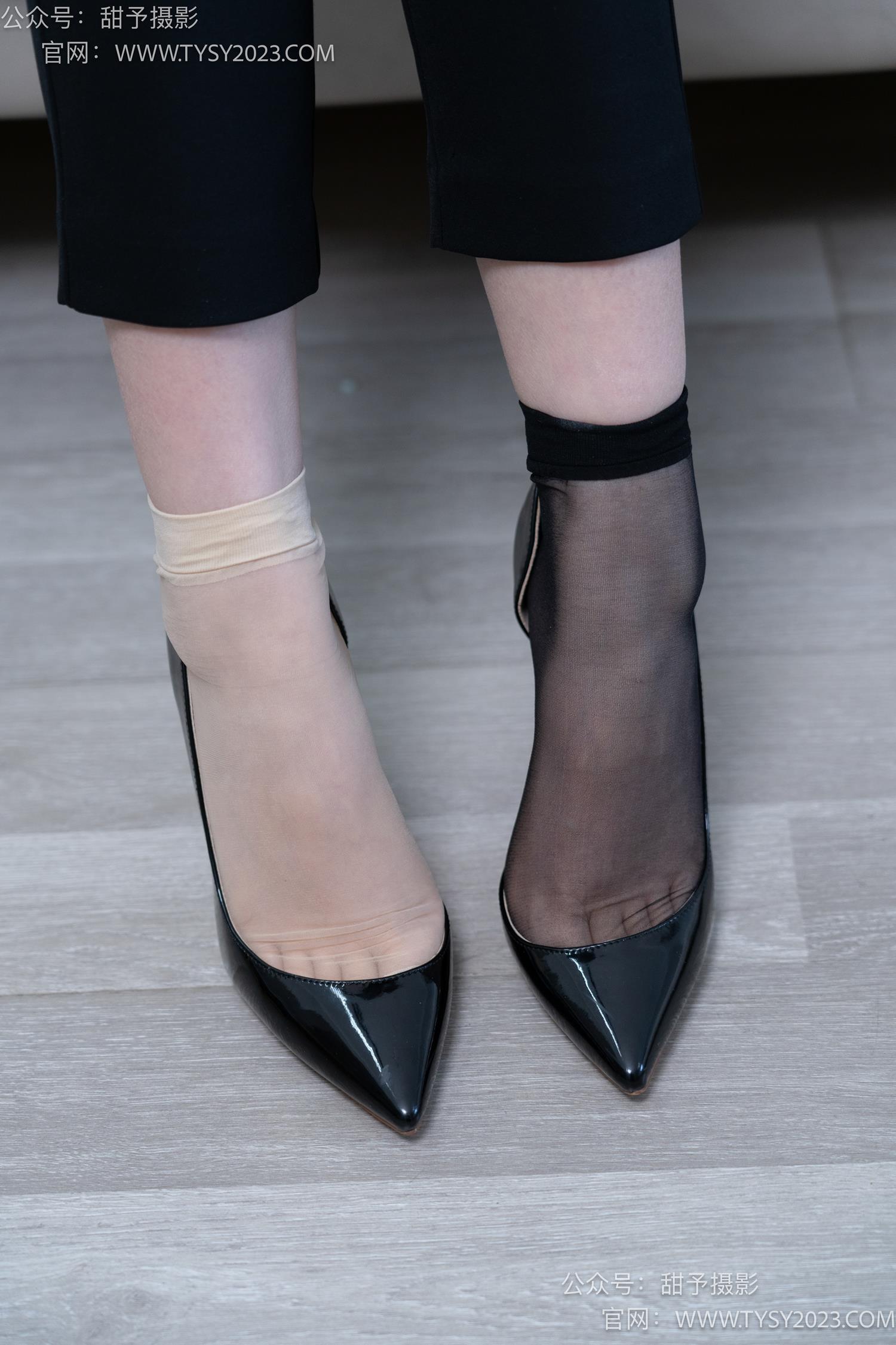 图片[49]-甜予摄影 NO.059 璇璇-OL制服、高跟鞋、薄绿丝、短肉丝短黑丝、裸足[151P] – 速更版-美库