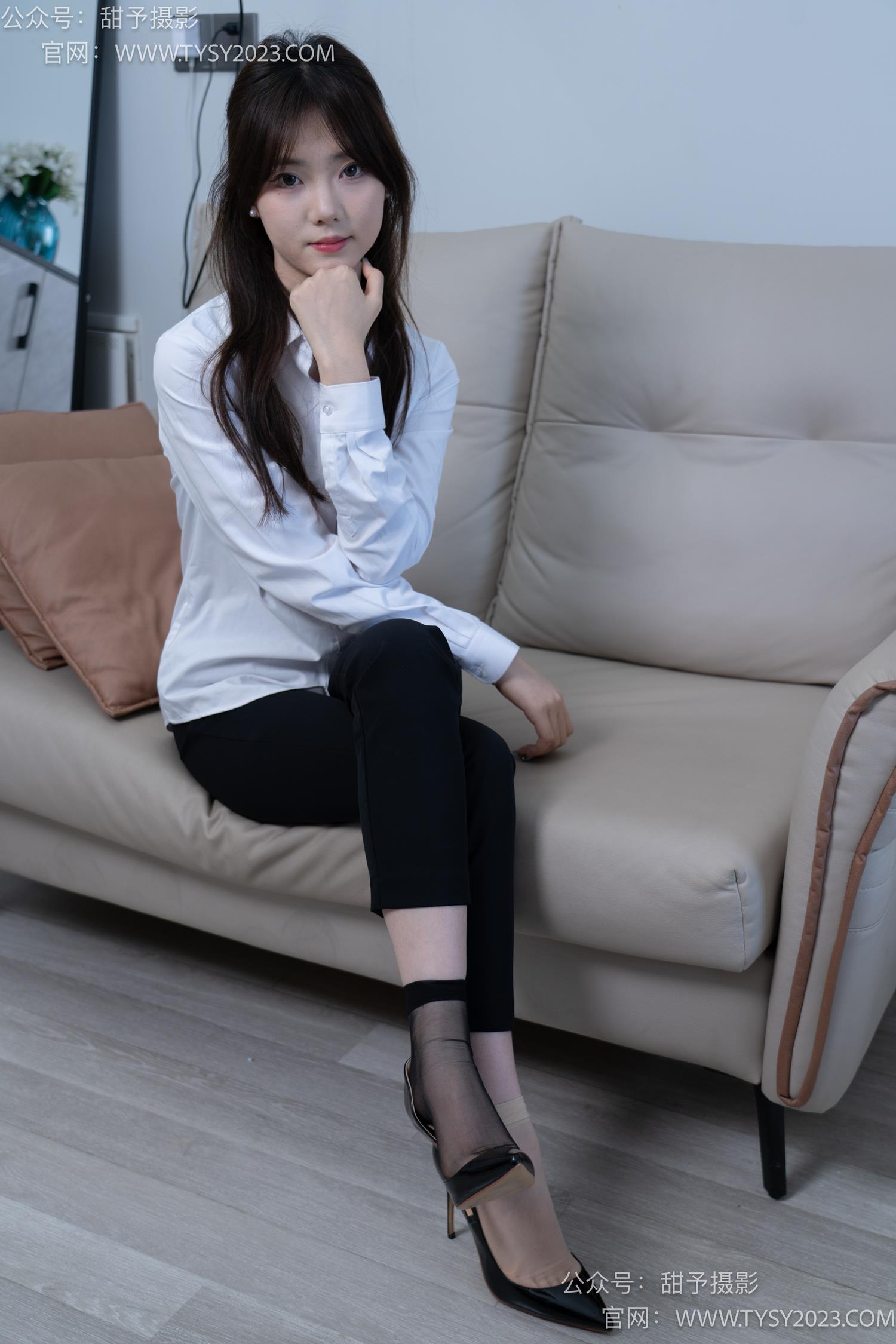 图片[54]-甜予摄影 NO.059 璇璇-OL制服、高跟鞋、薄绿丝、短肉丝短黑丝、裸足[151P] – 速更版-美库