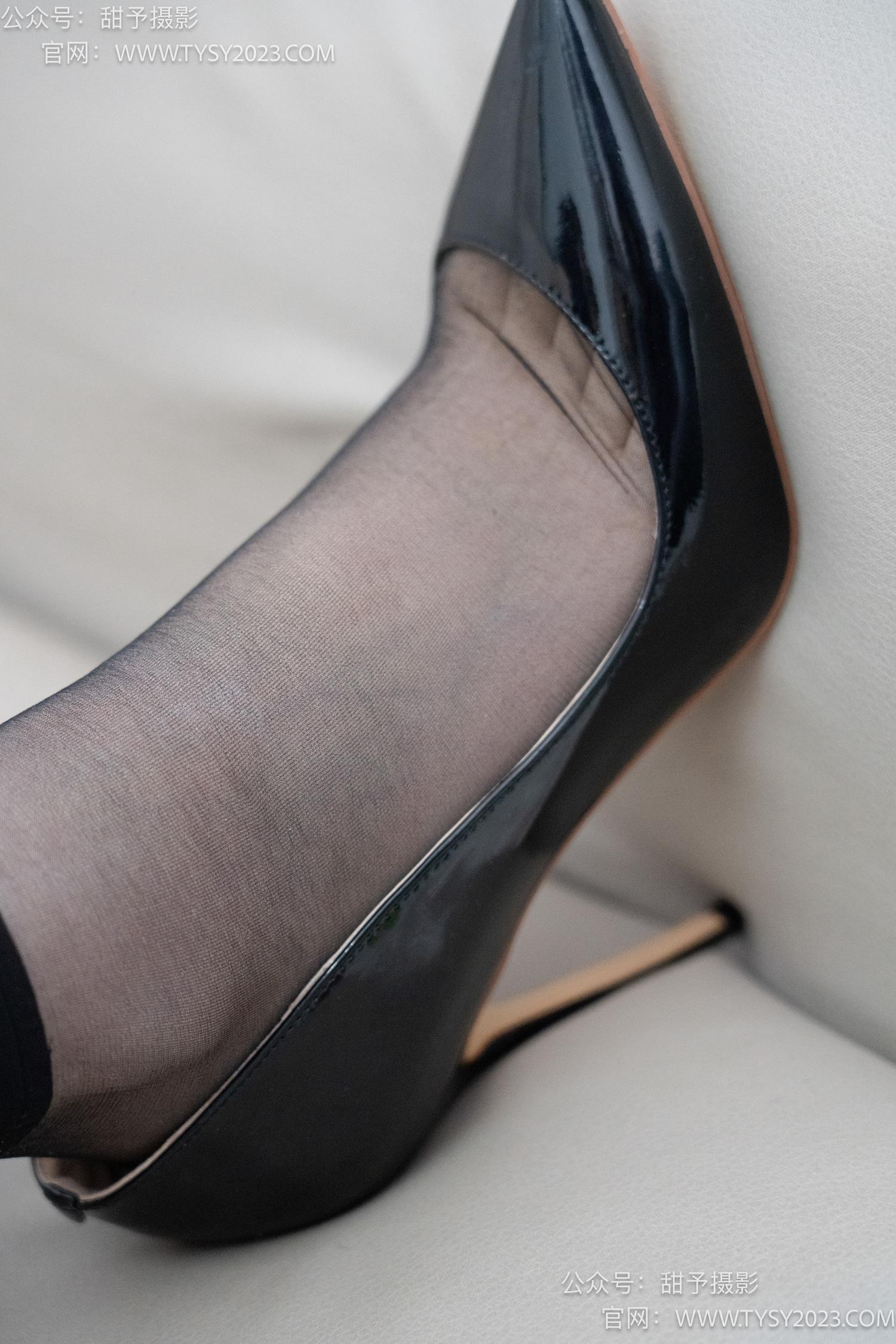 图片[75]-甜予摄影 NO.059 璇璇-OL制服、高跟鞋、薄绿丝、短肉丝短黑丝、裸足[151P] – 速更版-美库