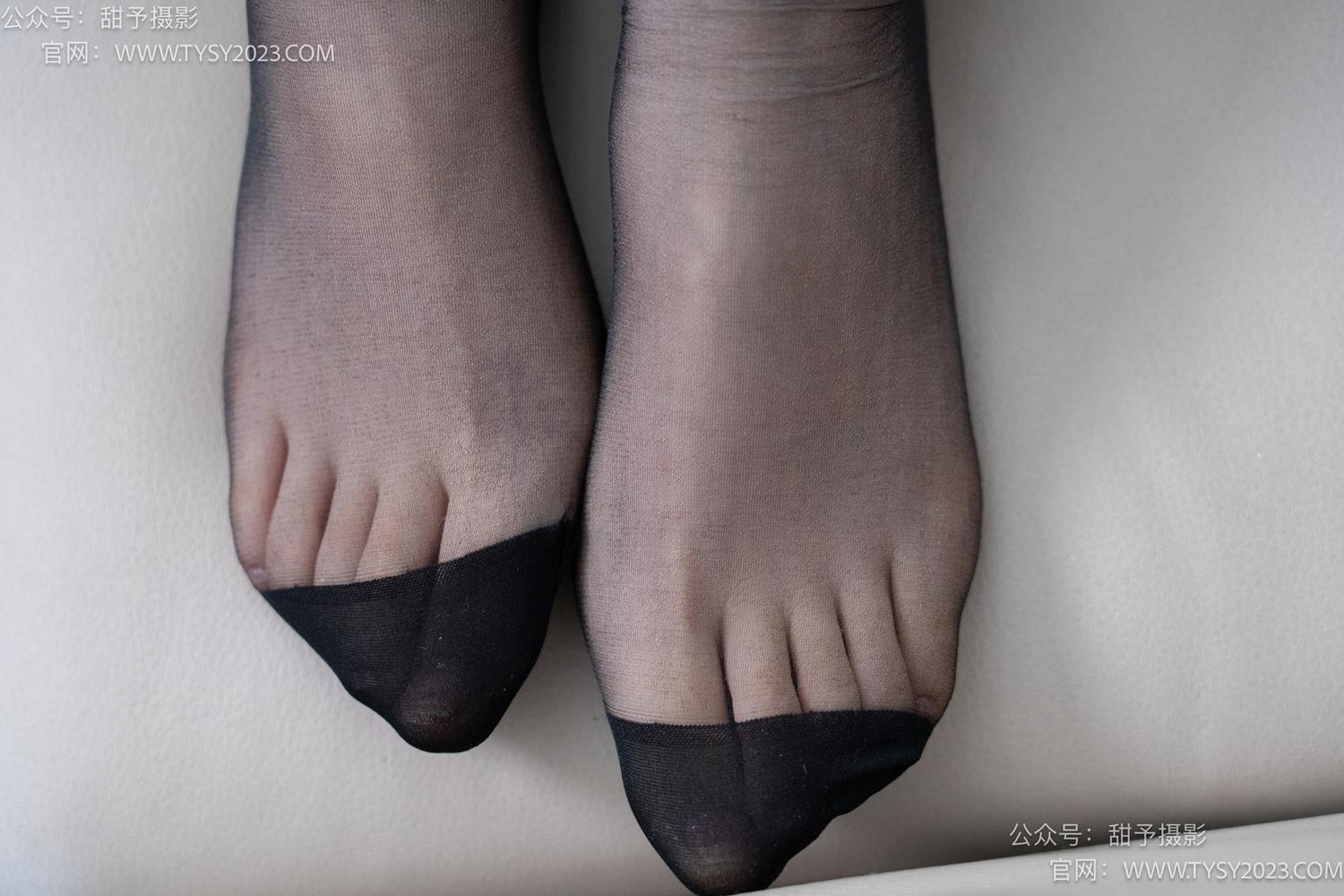 图片[92]-甜予摄影 NO.059 璇璇-OL制服、高跟鞋、薄绿丝、短肉丝短黑丝、裸足[151P] – 速更版-美库