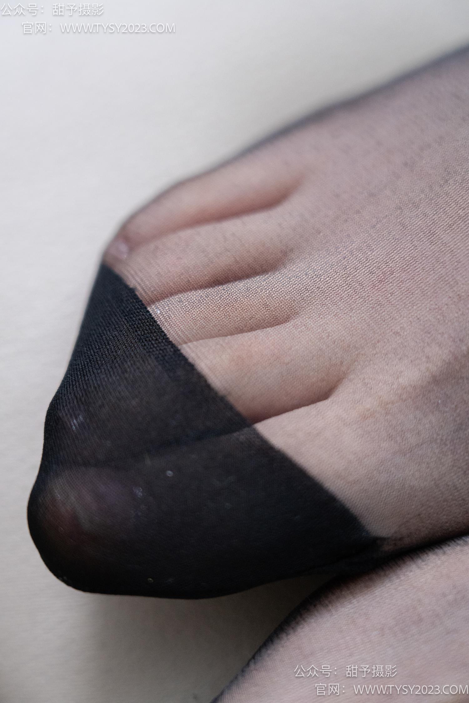 图片[94]-甜予摄影 NO.059 璇璇-OL制服、高跟鞋、薄绿丝、短肉丝短黑丝、裸足[151P] – 速更版-美库