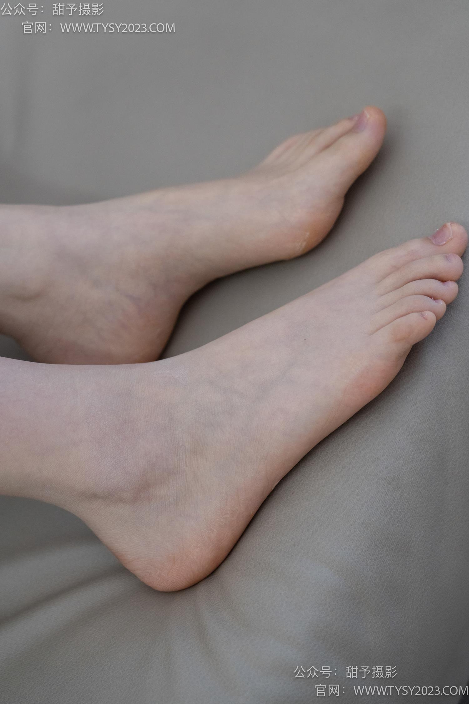 图片[127]-甜予摄影 NO.059 璇璇-OL制服、高跟鞋、薄绿丝、短肉丝短黑丝、裸足[151P] – 速更版-美库