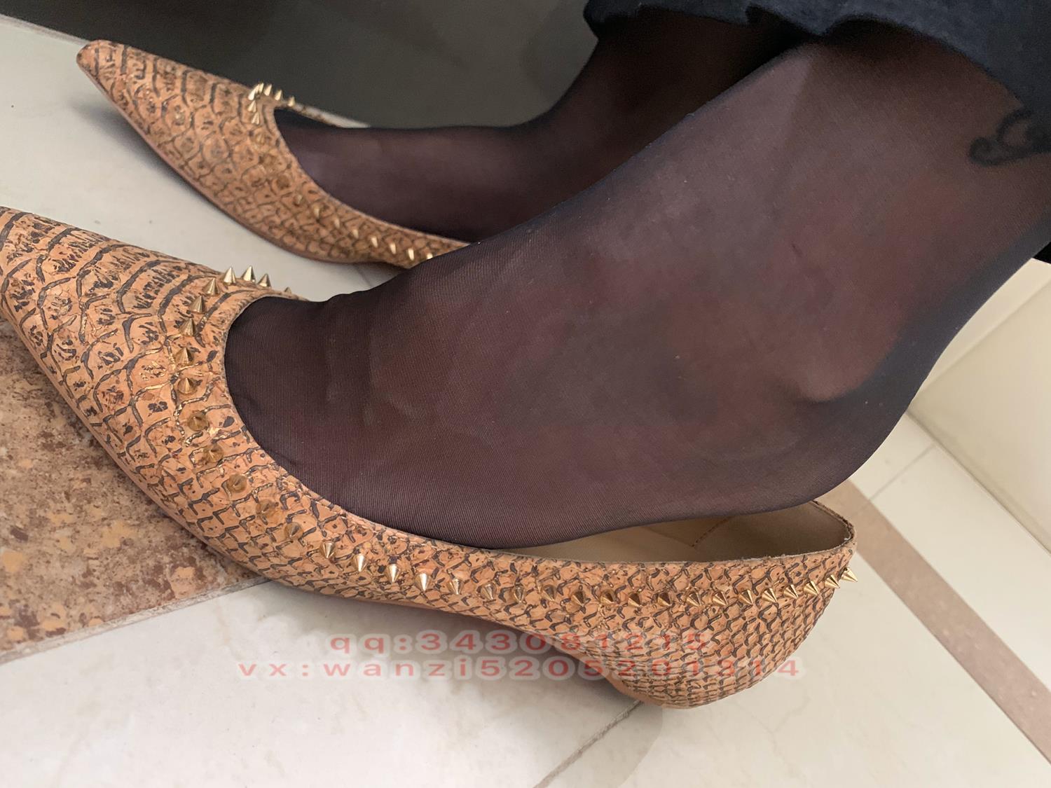 图片[18]-微信朋友圈达人@Changeable丸子-定制系列 NO.026 黑丝 [19P] – 速更版-美库