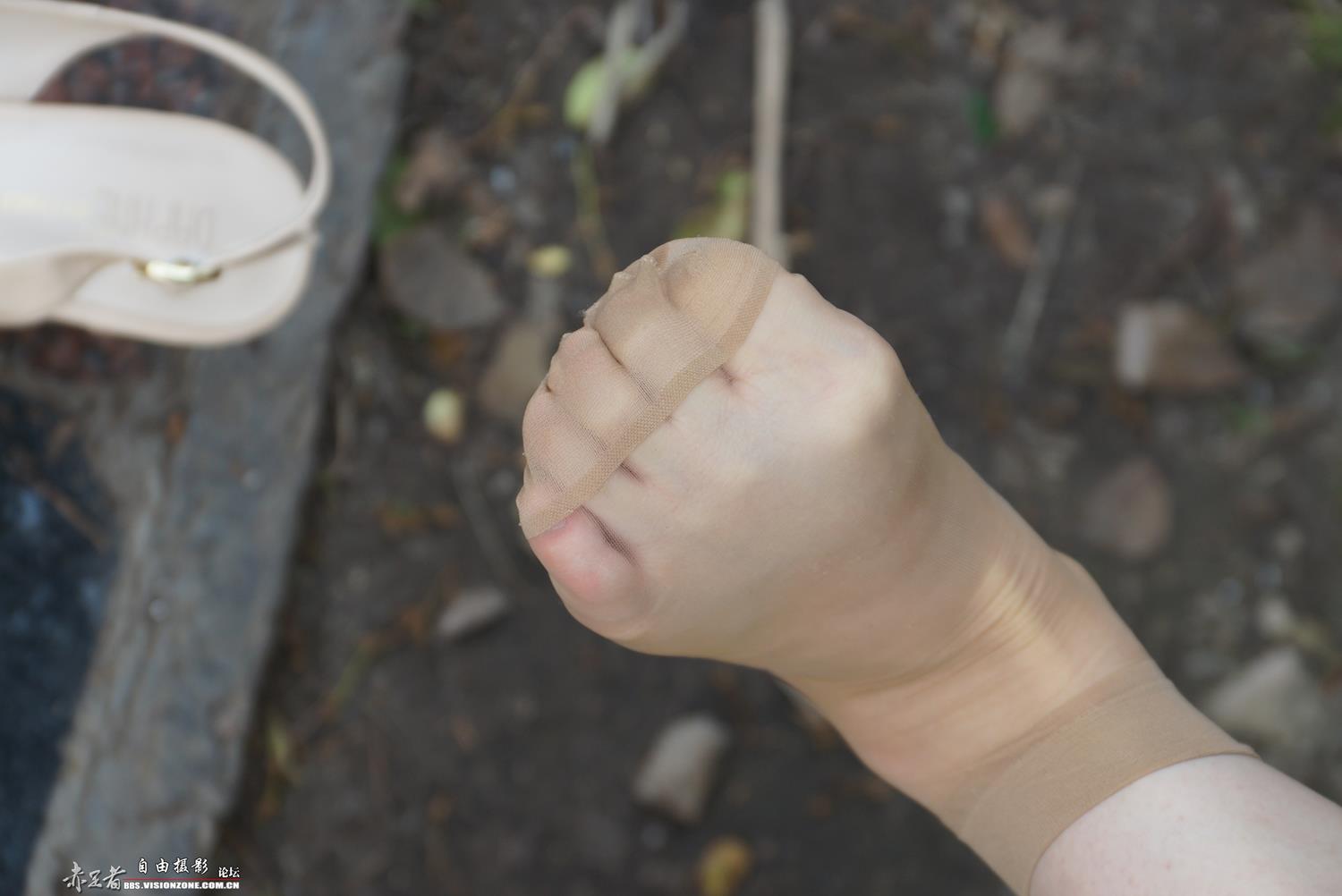 图片[32]-自由摄影 No.305 新模小青 韩国MM喜欢的水晶丝袜在她的脚上格外耀眼 [92P] – 速更版-美库