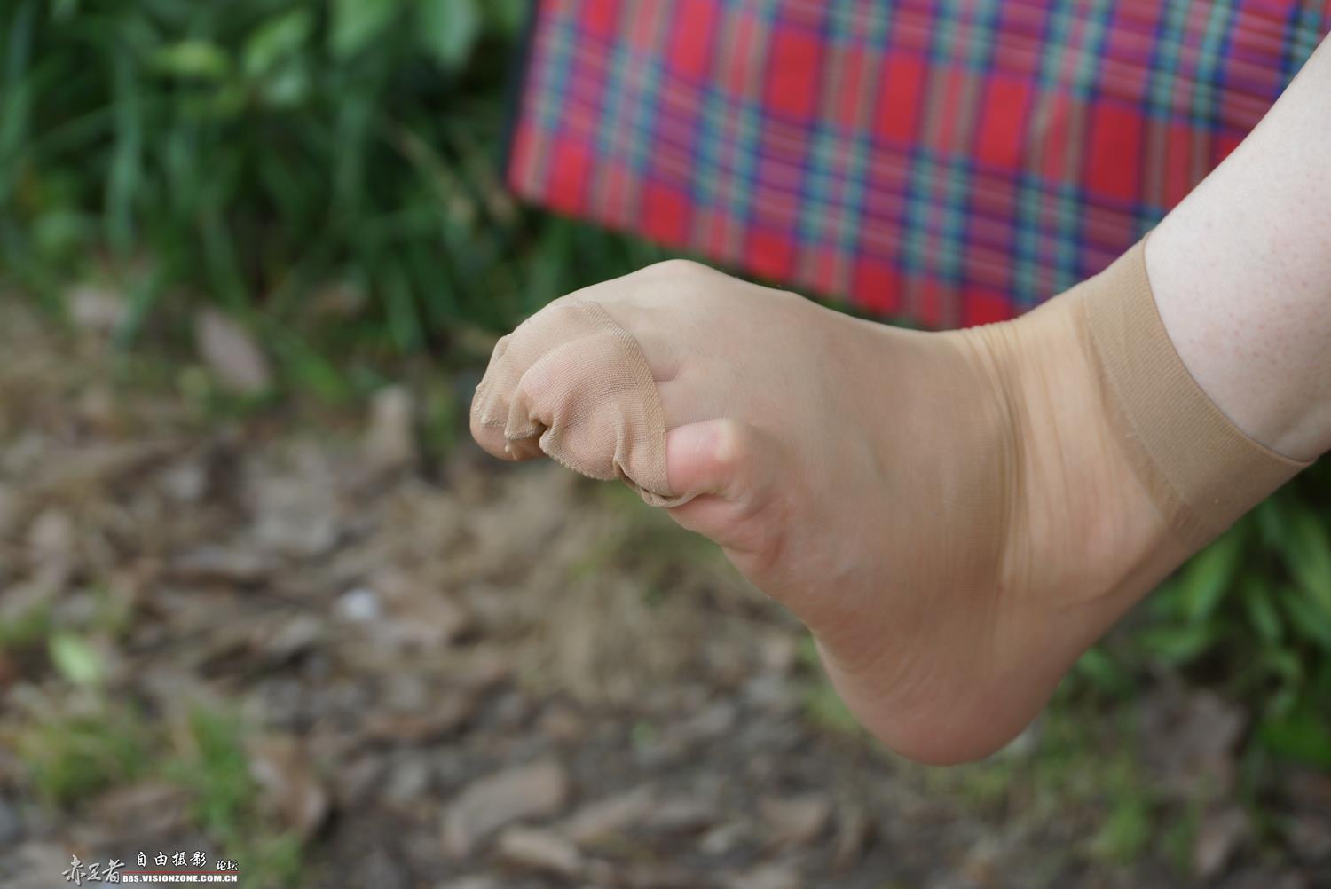 图片[40]-自由摄影 No.305 新模小青 韩国MM喜欢的水晶丝袜在她的脚上格外耀眼 [92P] – 速更版-美库