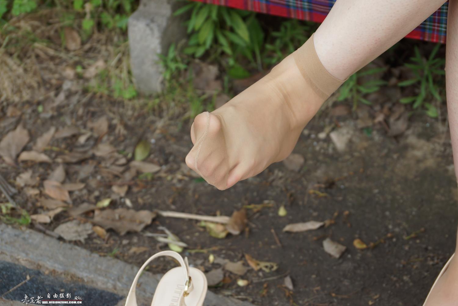 图片[44]-自由摄影 No.305 新模小青 韩国MM喜欢的水晶丝袜在她的脚上格外耀眼 [92P] – 速更版-美库