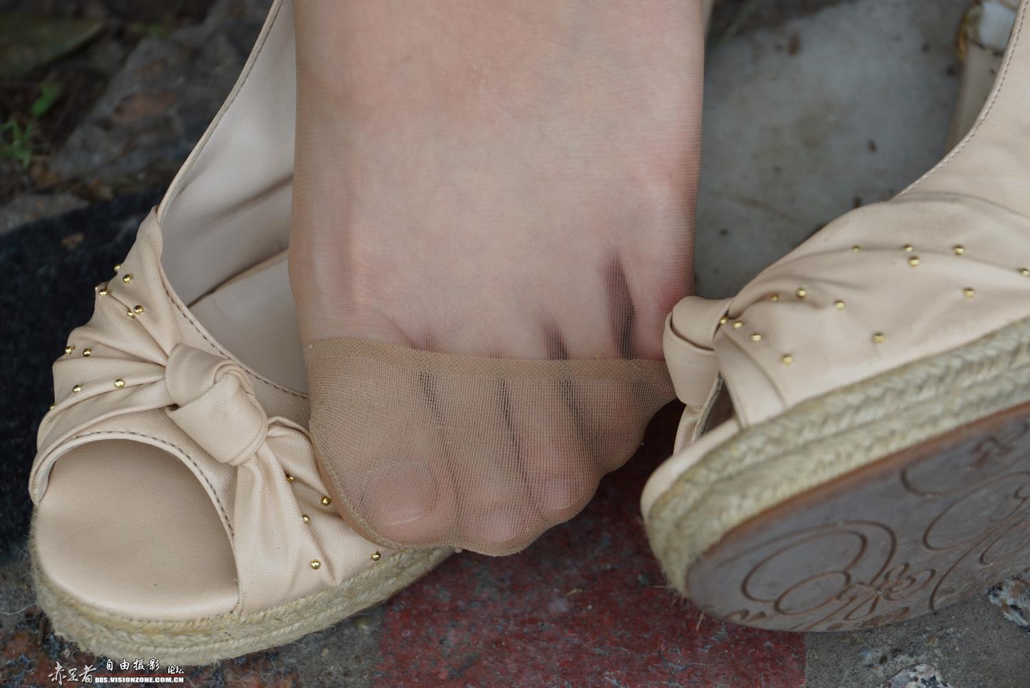 图片[78]-自由摄影 No.305 新模小青 韩国MM喜欢的水晶丝袜在她的脚上格外耀眼 [92P] – 速更版-美库