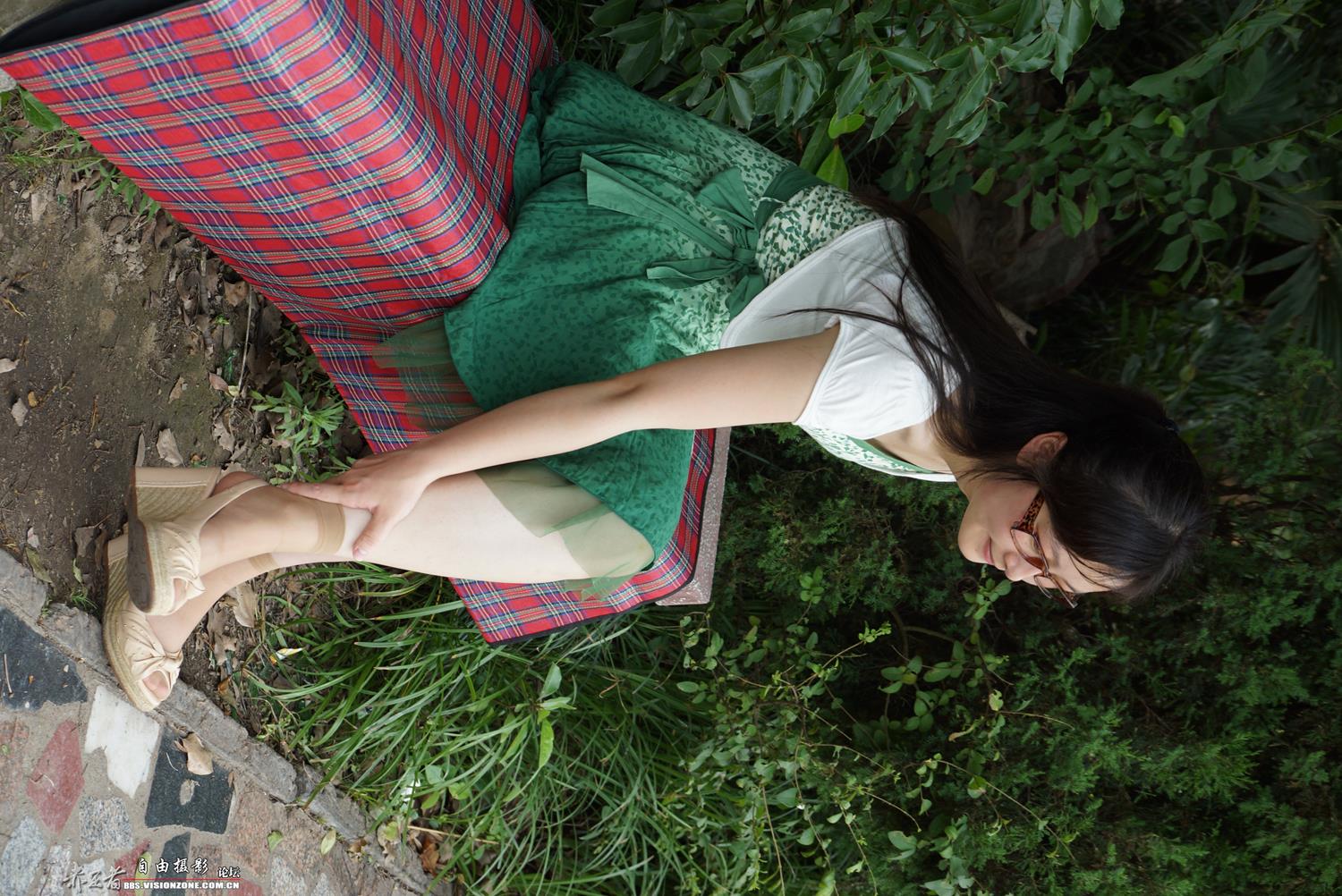 图片[93]-自由摄影 No.305 新模小青 韩国MM喜欢的水晶丝袜在她的脚上格外耀眼 [92P] – 速更版-美库