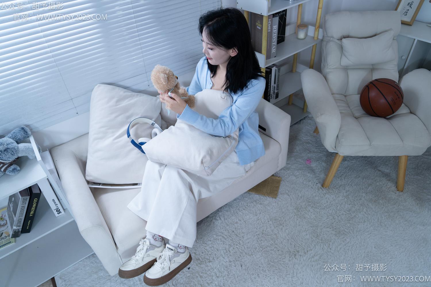 图片[27]-甜予摄影 NO.060 梨子-板鞋、脏白棉袜、裸足[114P] – 速更版-美库