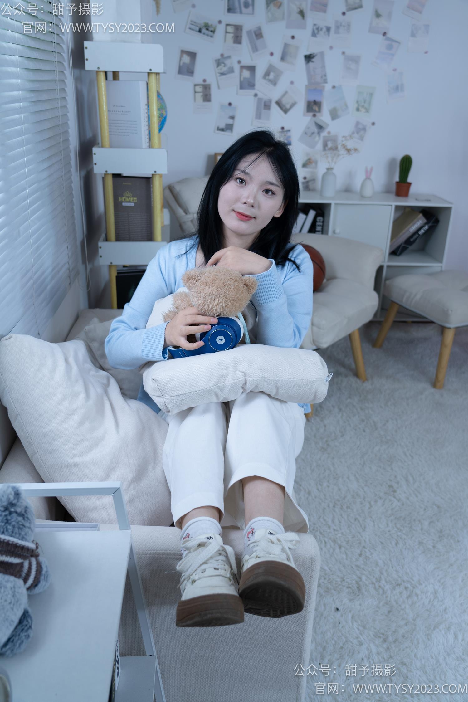 图片[29]-甜予摄影 NO.060 梨子-板鞋、脏白棉袜、裸足[114P] – 速更版-美库