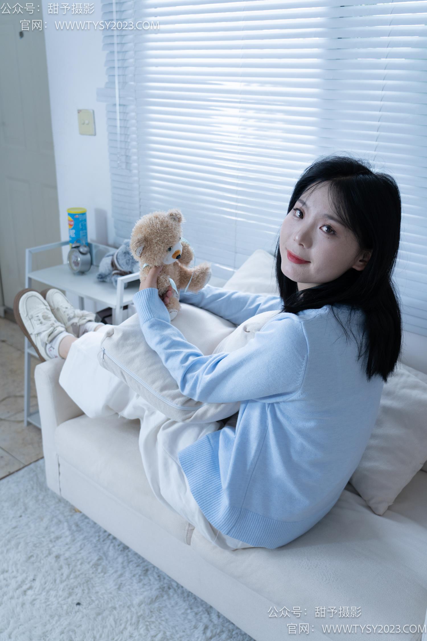 图片[38]-甜予摄影 NO.060 梨子-板鞋、脏白棉袜、裸足[114P] – 速更版-美库