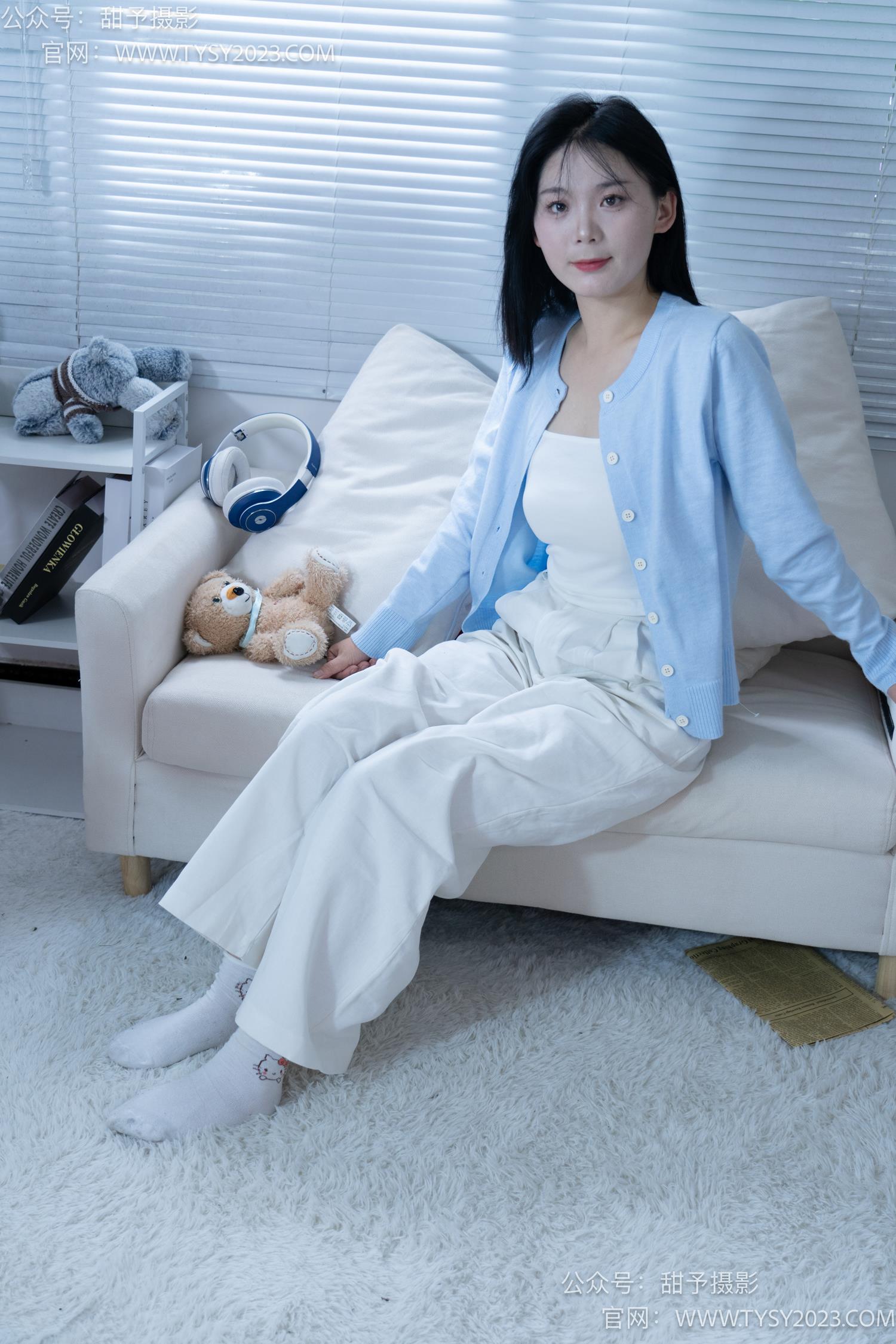 图片[45]-甜予摄影 NO.060 梨子-板鞋、脏白棉袜、裸足[114P] – 速更版-美库