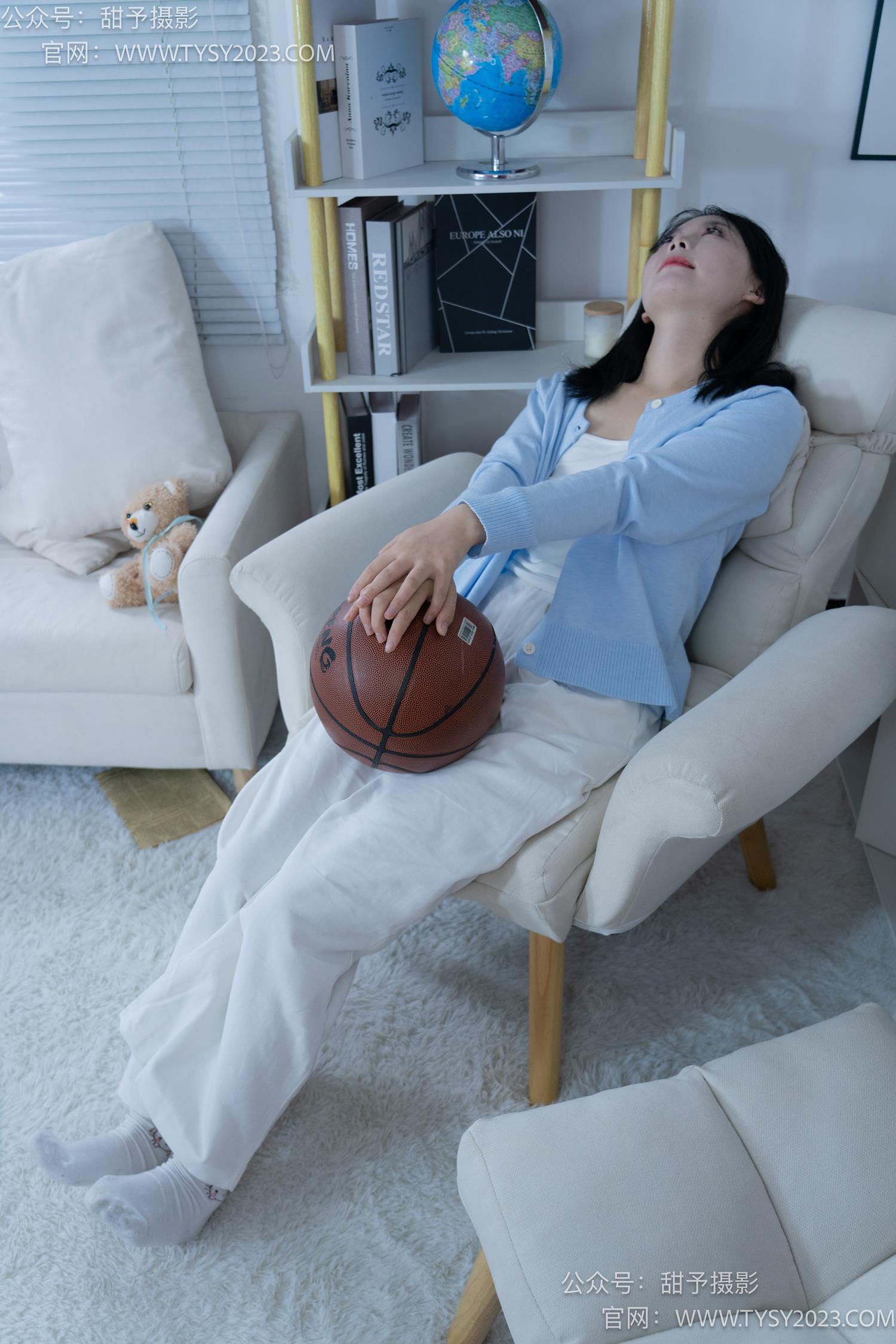 图片[68]-甜予摄影 NO.060 梨子-板鞋、脏白棉袜、裸足[114P] – 速更版-美库