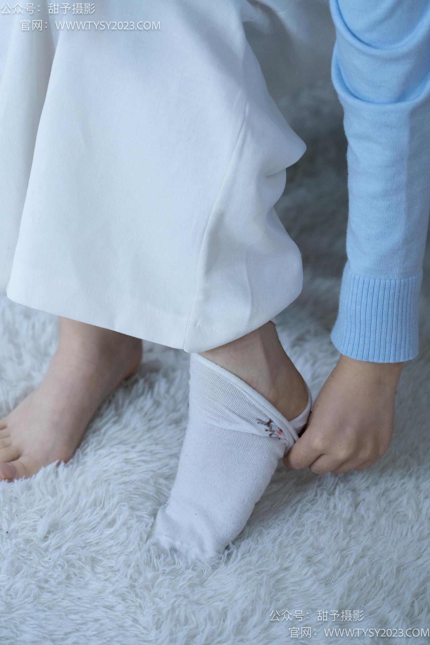 图片[76]-甜予摄影 NO.060 梨子-板鞋、脏白棉袜、裸足[114P] – 速更版-美库