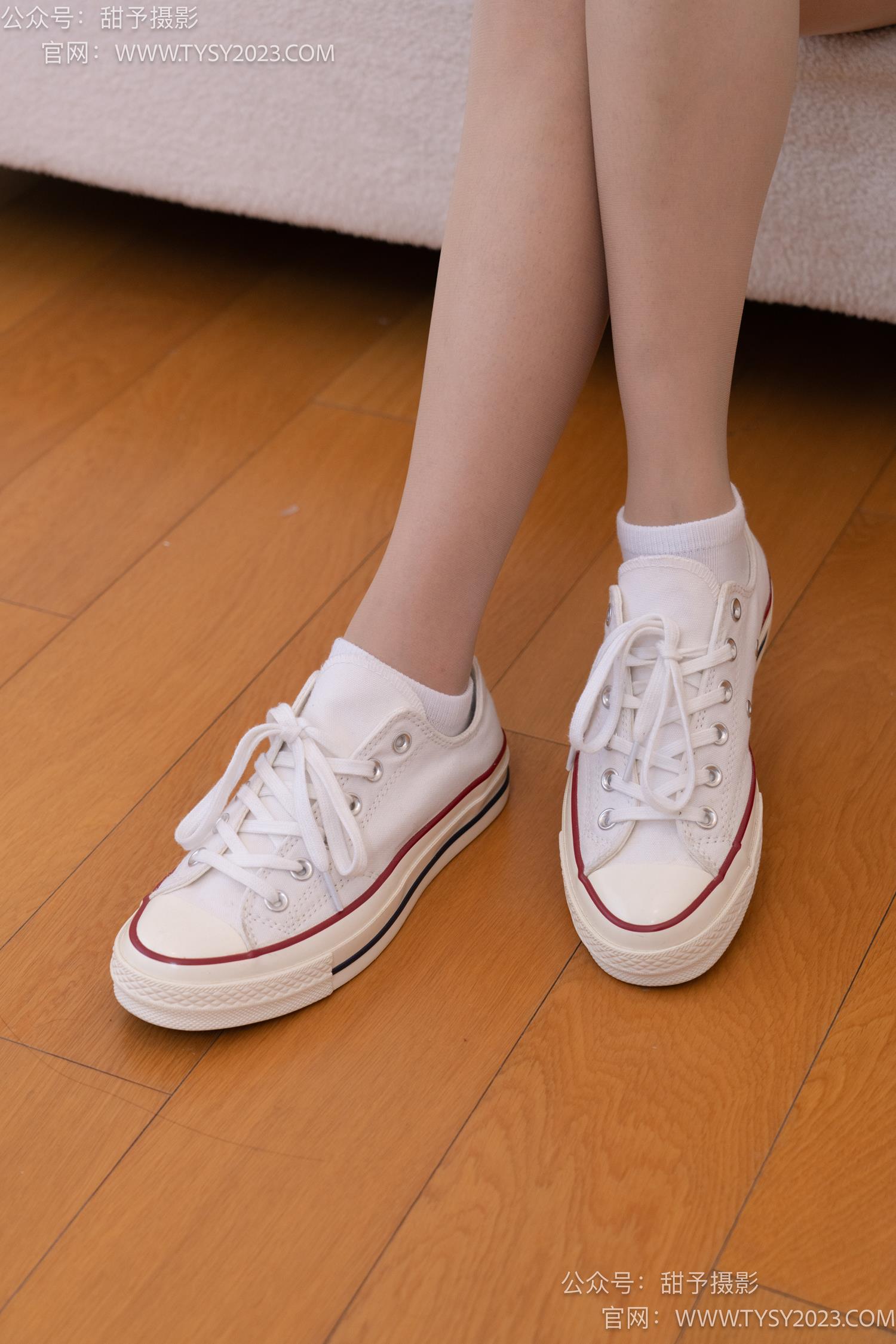 图片[23]-甜予摄影 NO.061 澜澜-帆布鞋、白棉袜、肉丝[128P] – 速更版-美库