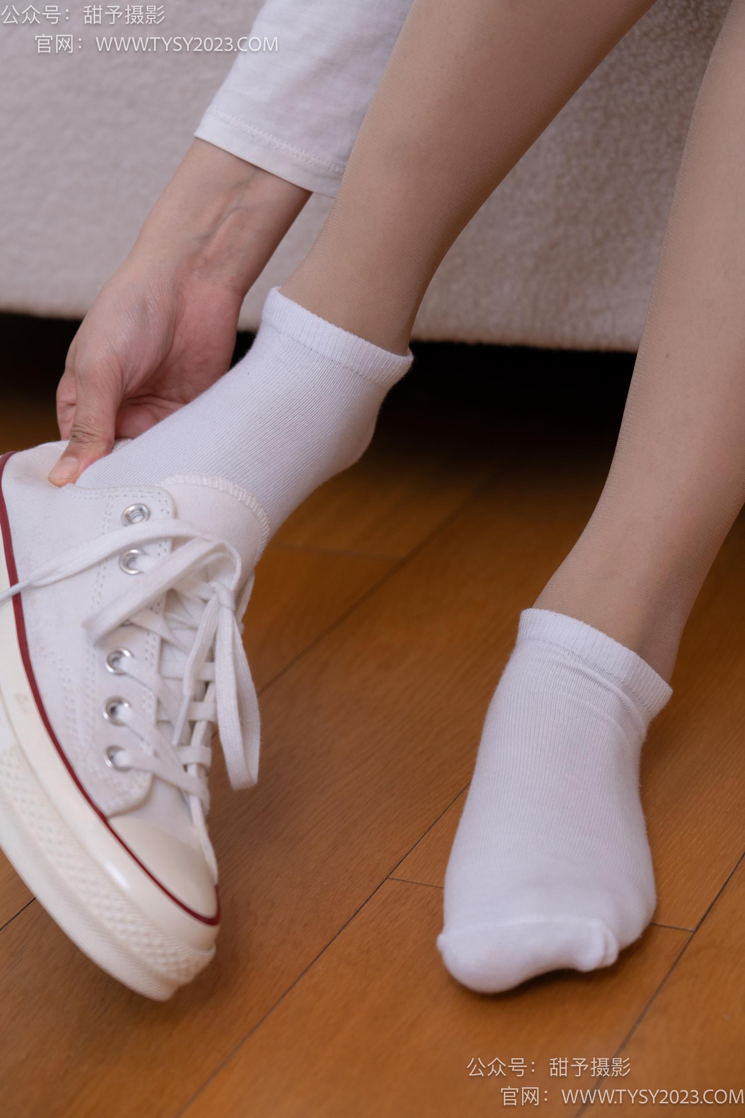 图片[28]-甜予摄影 NO.061 澜澜-帆布鞋、白棉袜、肉丝[128P] – 速更版-美库