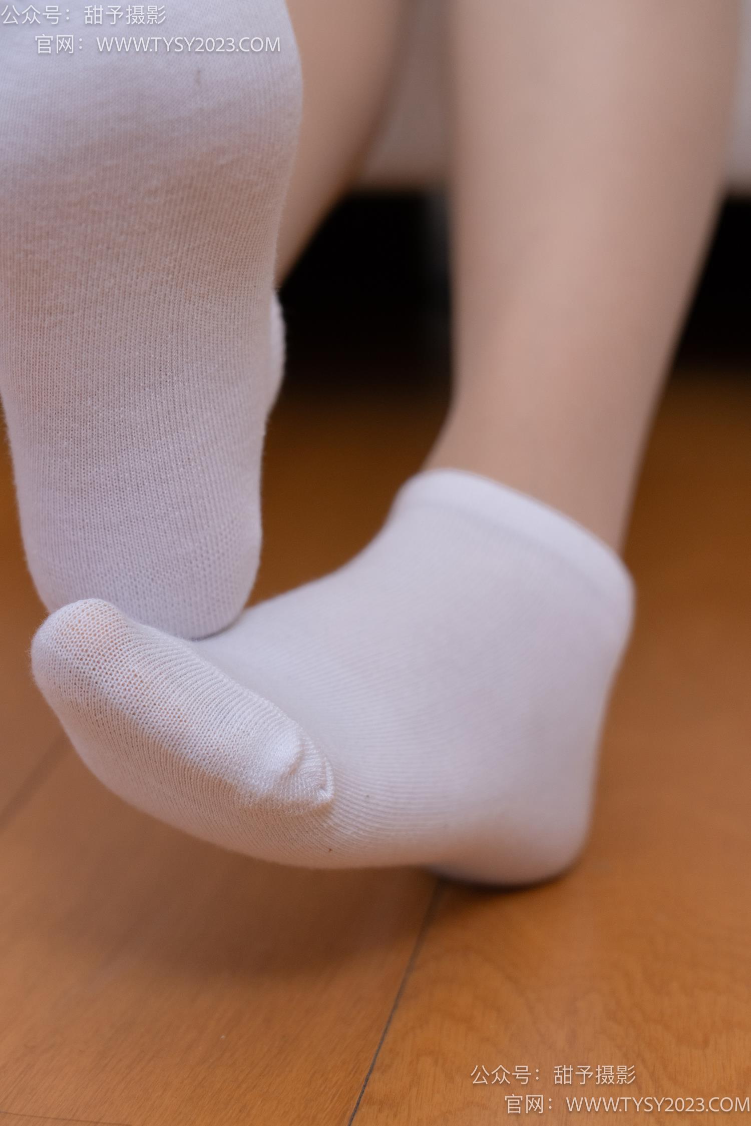 图片[31]-甜予摄影 NO.061 澜澜-帆布鞋、白棉袜、肉丝[128P] – 速更版-美库