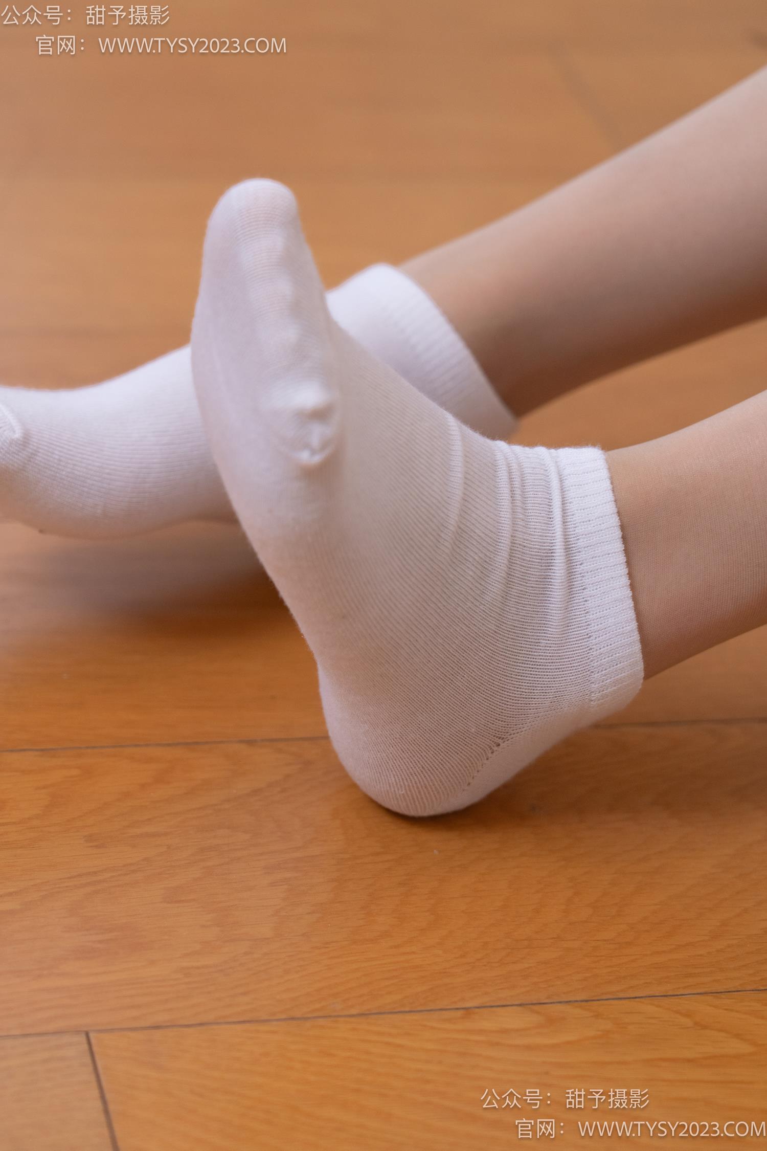 图片[32]-甜予摄影 NO.061 澜澜-帆布鞋、白棉袜、肉丝[128P] – 速更版-美库