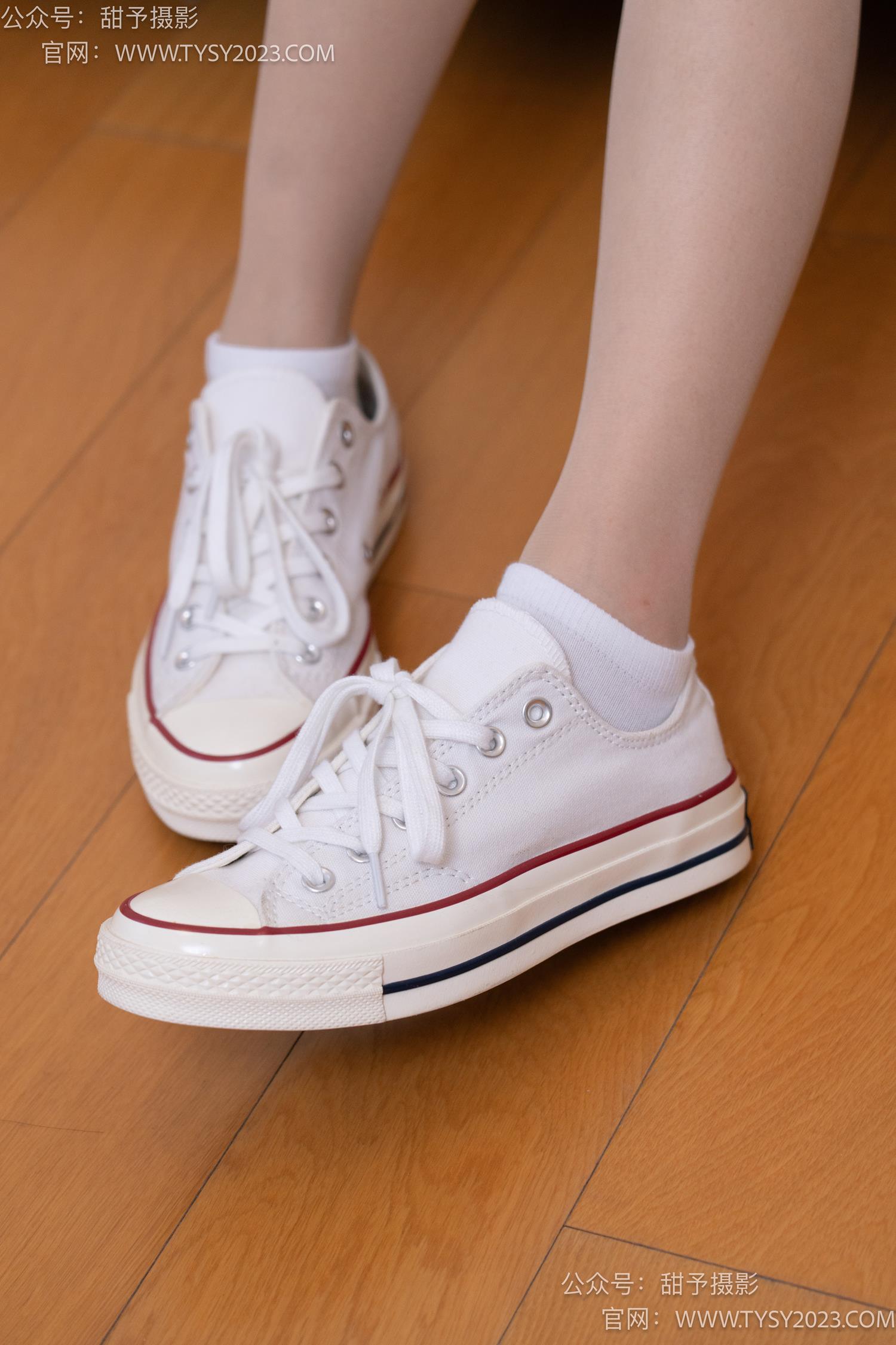 图片[121]-甜予摄影 NO.061 澜澜-帆布鞋、白棉袜、肉丝[128P] – 速更版-美库